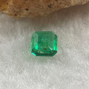 Natural Colombia Vivid Green Emerald (Beryl) Cut-Cornered Rectangular Step cut 0.45ct 5.0 by 4.6 by 2.8m - Huangs Jadeite and Jewelry Pte Ltd