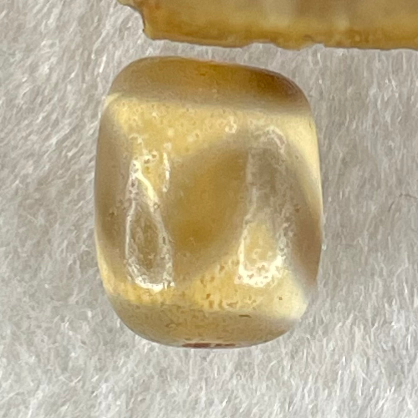 Natural Powerful Tibetan Old Oily Agate Tiger Tooth Daluo Dzi Bead Heavenly Master (Tian Zhu) 虎呀天诛 2.46g 13.4 by 10.7mm - Huangs Jadeite and Jewelry Pte Ltd