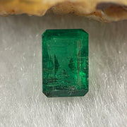 Natural Colombia Green Emerald (Beryl) Cut-Cornered Rectangular step cut 0.81ct 6.5 by 4.5 by 3.6mm - Huangs Jadeite and Jewelry Pte Ltd