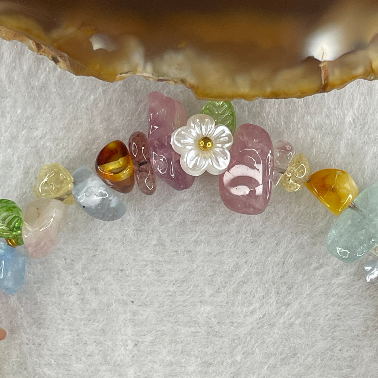 Natural Multi Treasures Mixed Quartz Irregular Shape Bracelet with Flowers Charm 14.03g 17cm 9.9mm 48pcs