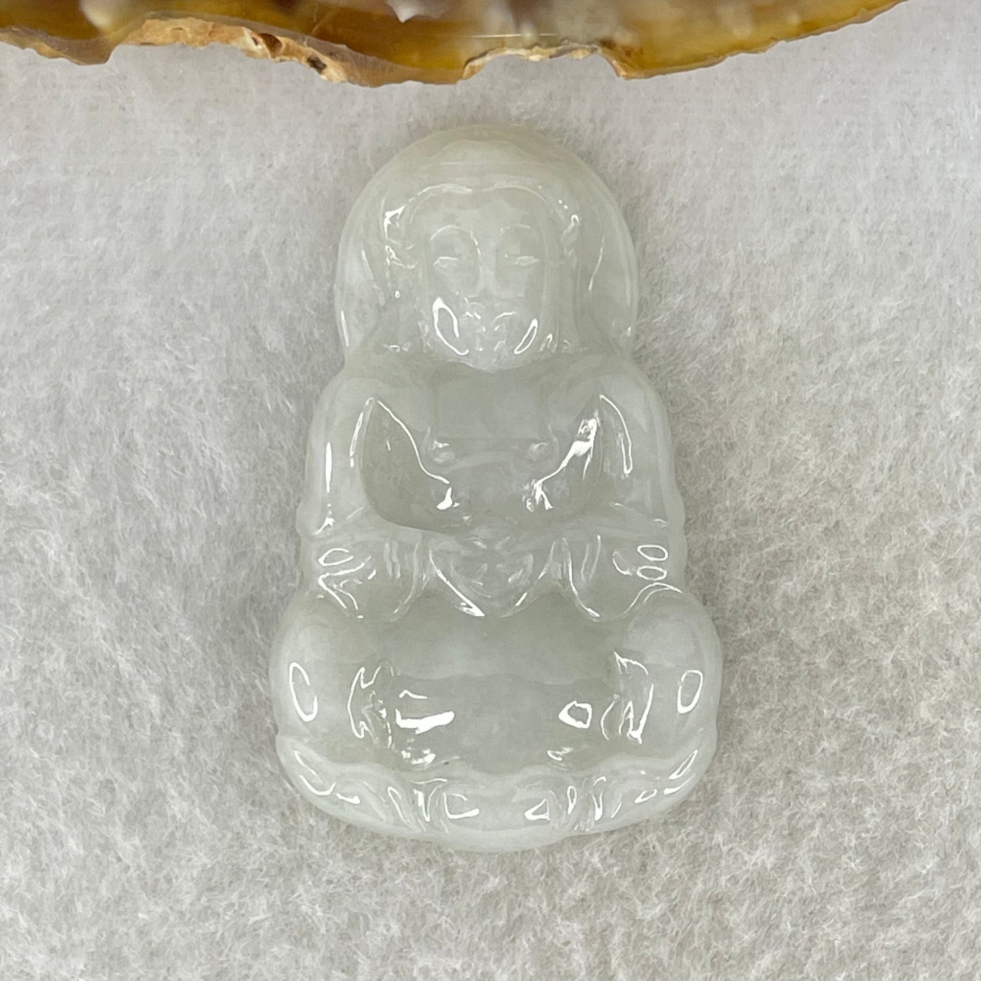 Type A Green Jadeite Guan Yin Pendant 8.30g  41.0 by 25.5 by 5.1mm - Huangs Jadeite and Jewelry Pte Ltd