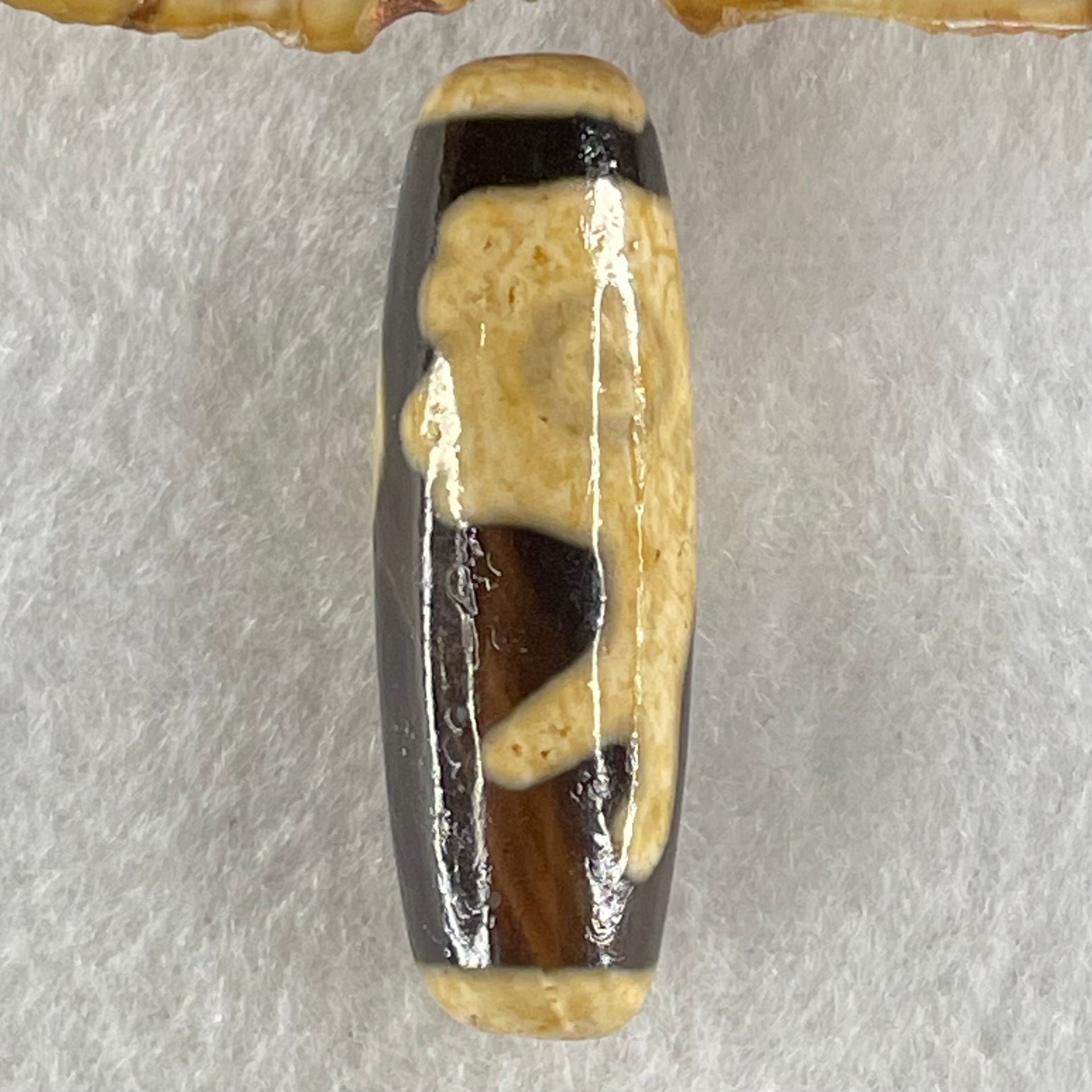 Natural Powerful Tibetan Old Oily Agate Pig Dzi Bead Heavenly Master (Tian Zhu) 猪天珠 9.38g 38.4 by 12.6mm - Huangs Jadeite and Jewelry Pte Ltd