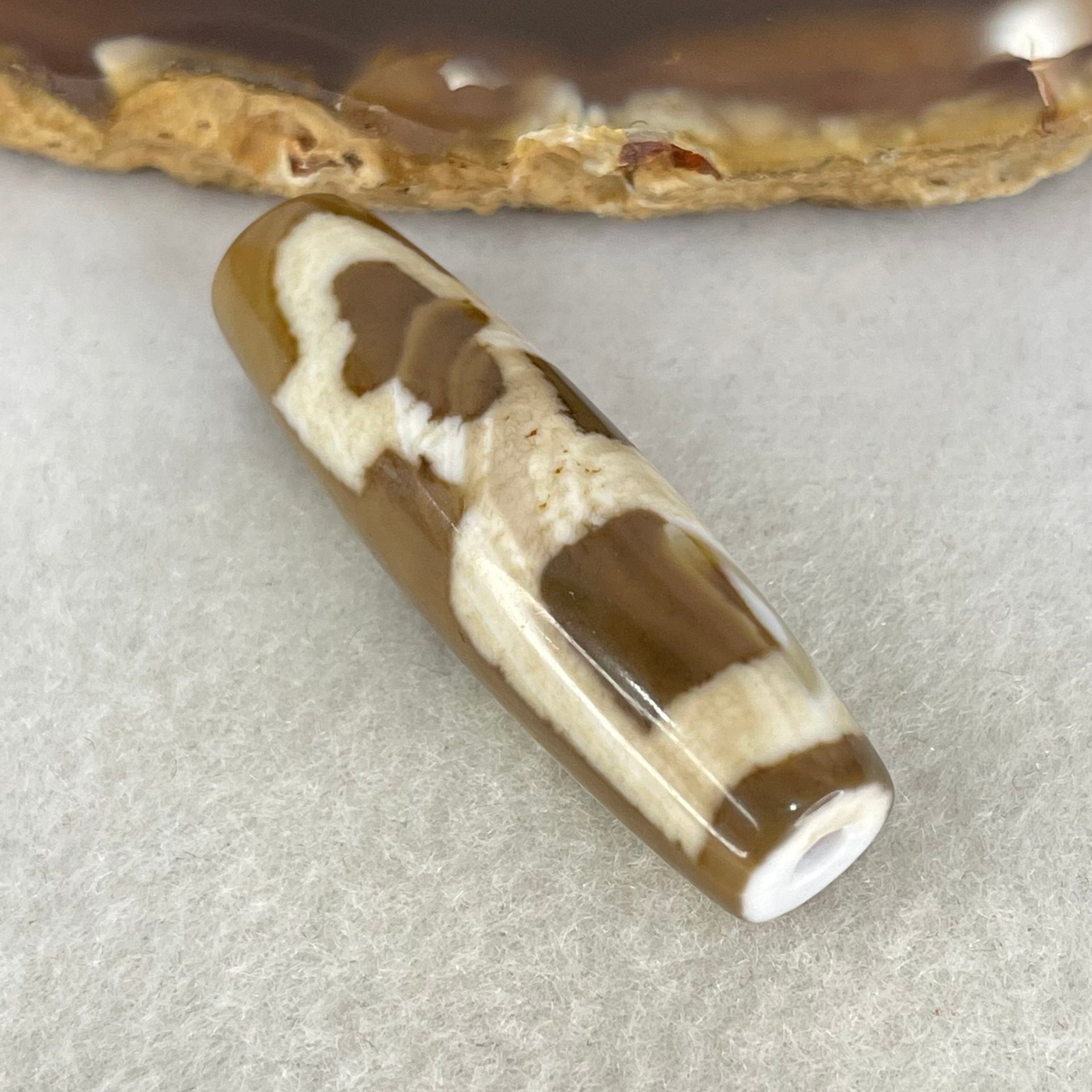 Natural Powerful Tibetan Old Oily Agate Cai Shen Dzi Bead Heavenly Master (Tian Zhu) 财神长天珠 8.92g 39.3 by 11.5mm - Huangs Jadeite and Jewelry Pte Ltd