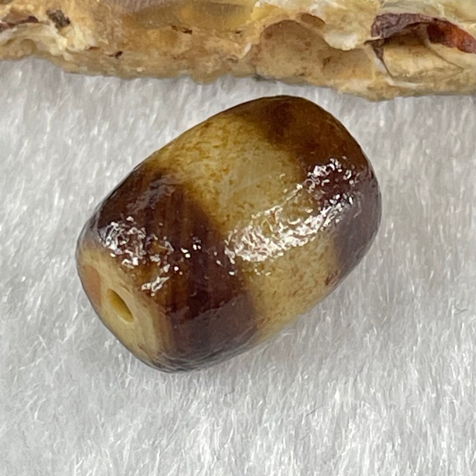 Natural Powerful Tibetan Old Oily Agate One Line Dzi Bead Heavenly Master (Tian Zhu) 1.46g 11.6 by 8.8mm - Huangs Jadeite and Jewelry Pte Ltd