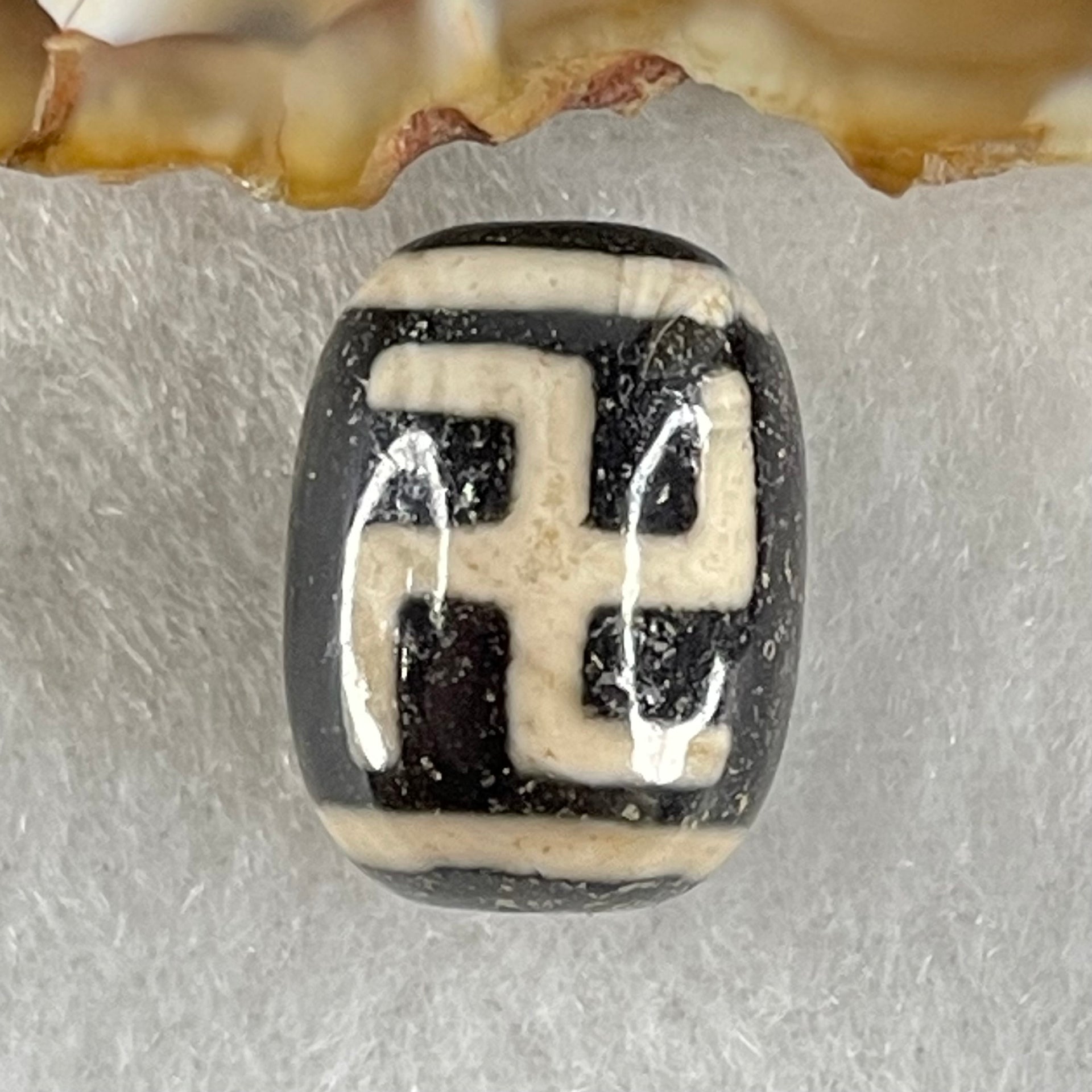 Natural Powerful Tibetan Old Oily Agate 1 Eye With Swastika Dzi Bead (Hotu Dzi) 4.91g by 17.5 by 16.6mm - Huangs Jadeite and Jewelry Pte Ltd