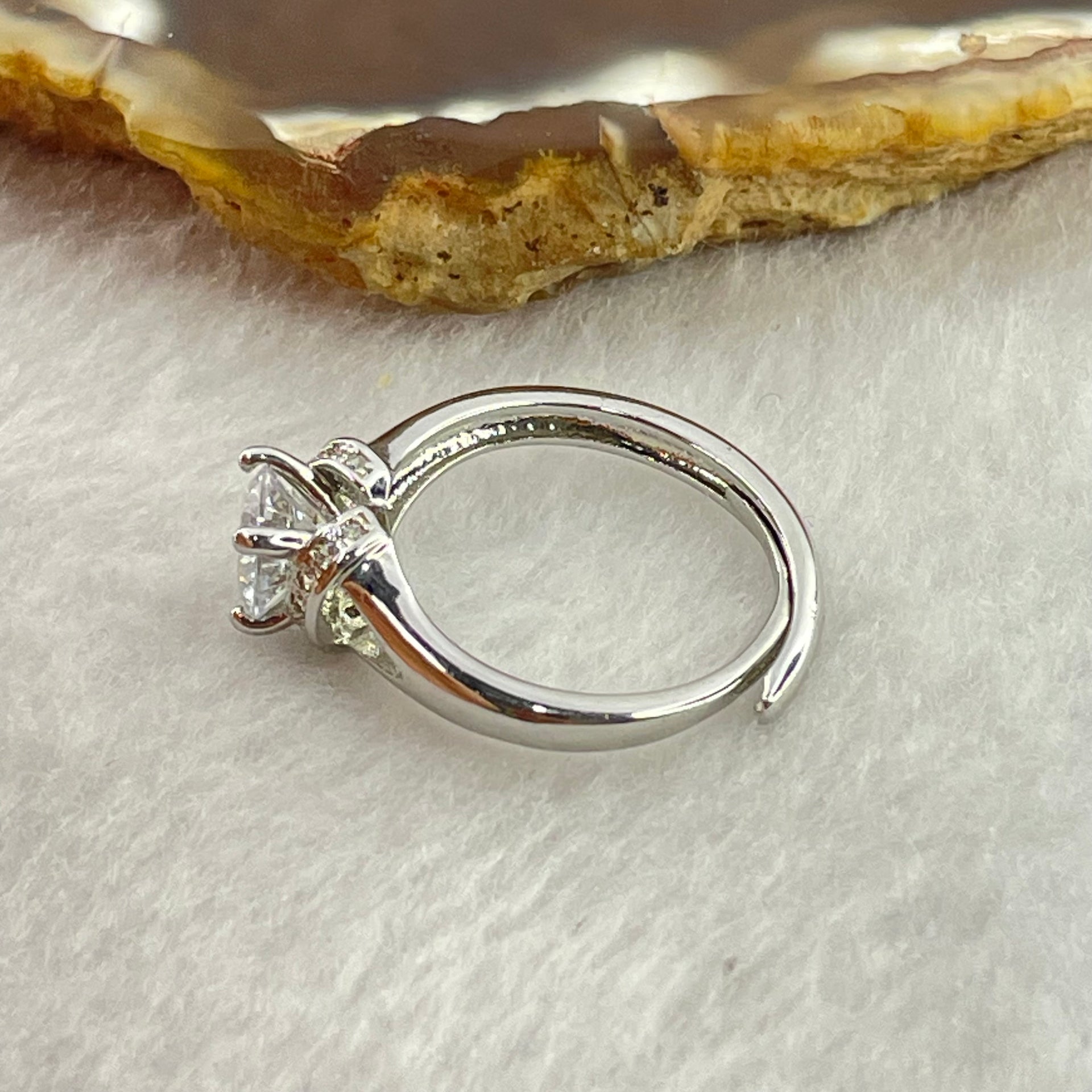 Colourless Cubic Zirconia with Crystals In S925 Sliver Ring (Adjustable Size) 2.49g 5.6 by 3.4mm - Huangs Jadeite and Jewelry Pte Ltd