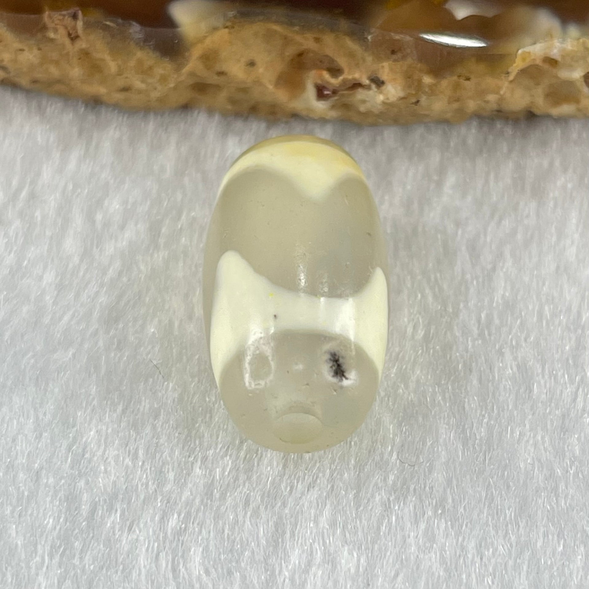 Natural Powerful Tibetan Old Oily Agate Tiger Tooth Daluo Dzi Bead Heavenly Master (Tian Zhu) 虎呀天诛 3.17g 20.0 by 10.4mm - Huangs Jadeite and Jewelry Pte Ltd