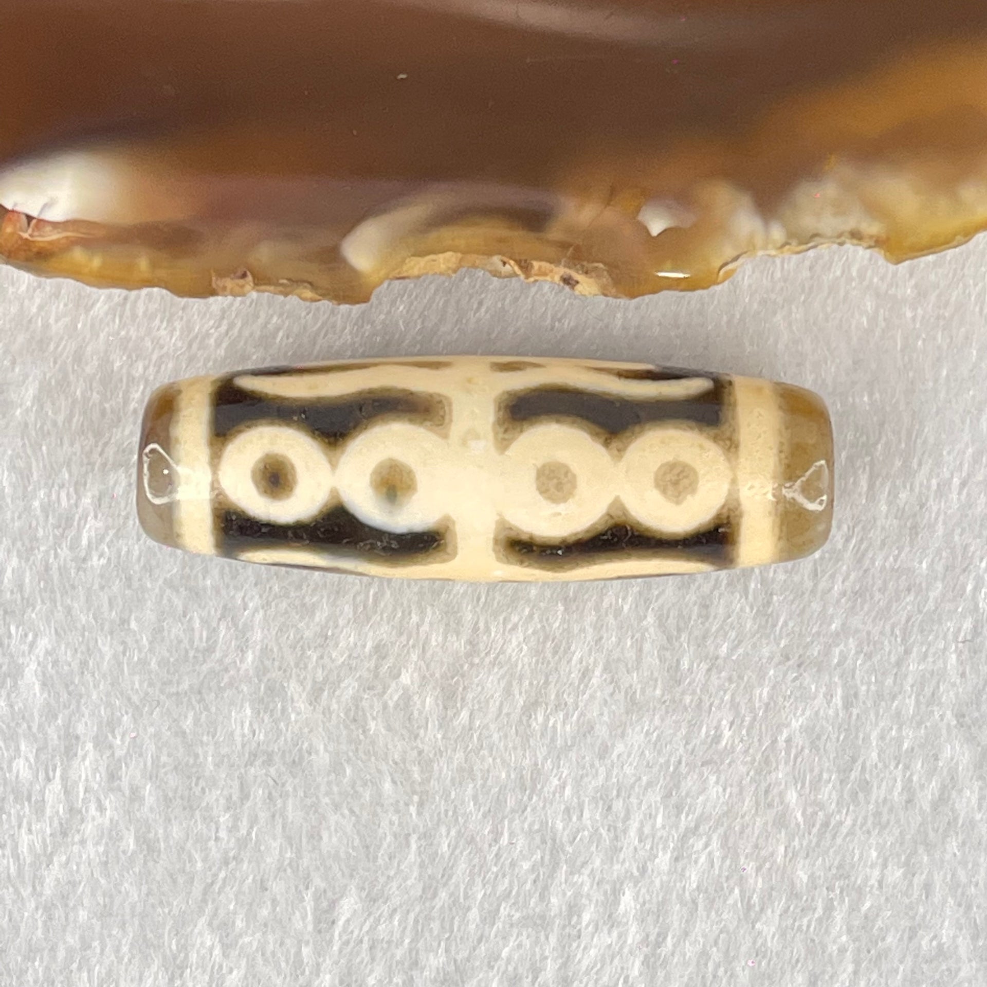 Natural Powerful Tibetan Old Oily Agate Water Lines 8 Eyes Dzi Bead Heavenly Master (Tian Zhu) 水纹八眼天诛 9.93g 38.9 by 12.8mm - Huangs Jadeite and Jewelry Pte Ltd
