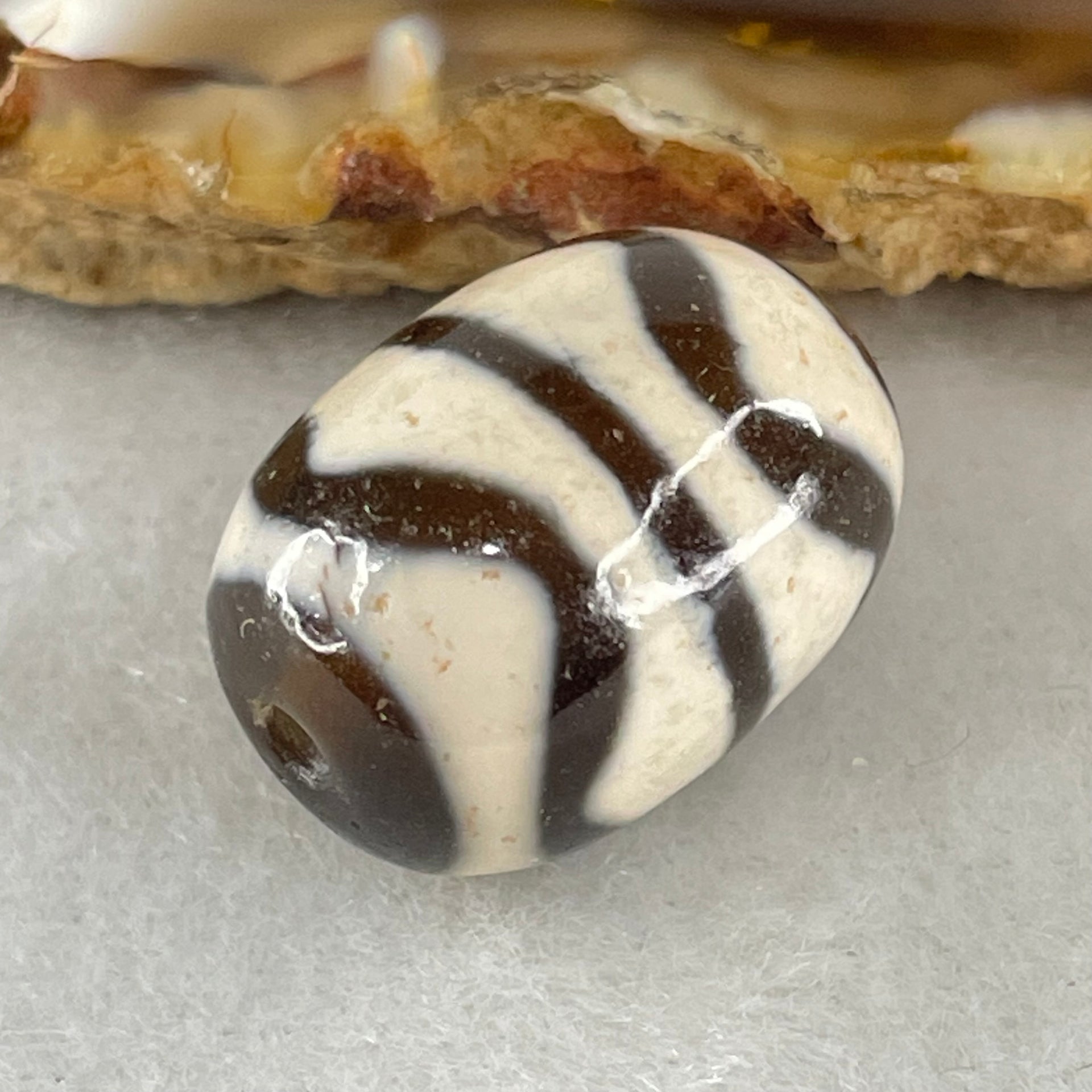 Natural Powerful Tibetan Old Oily Agate Double Tiger Tooth Daluo Dzi Bead Heavenly Master (Tian Zhu) 虎呀天诛 4.72g 17.8 by 13.2mm - Huangs Jadeite and Jewelry Pte Ltd