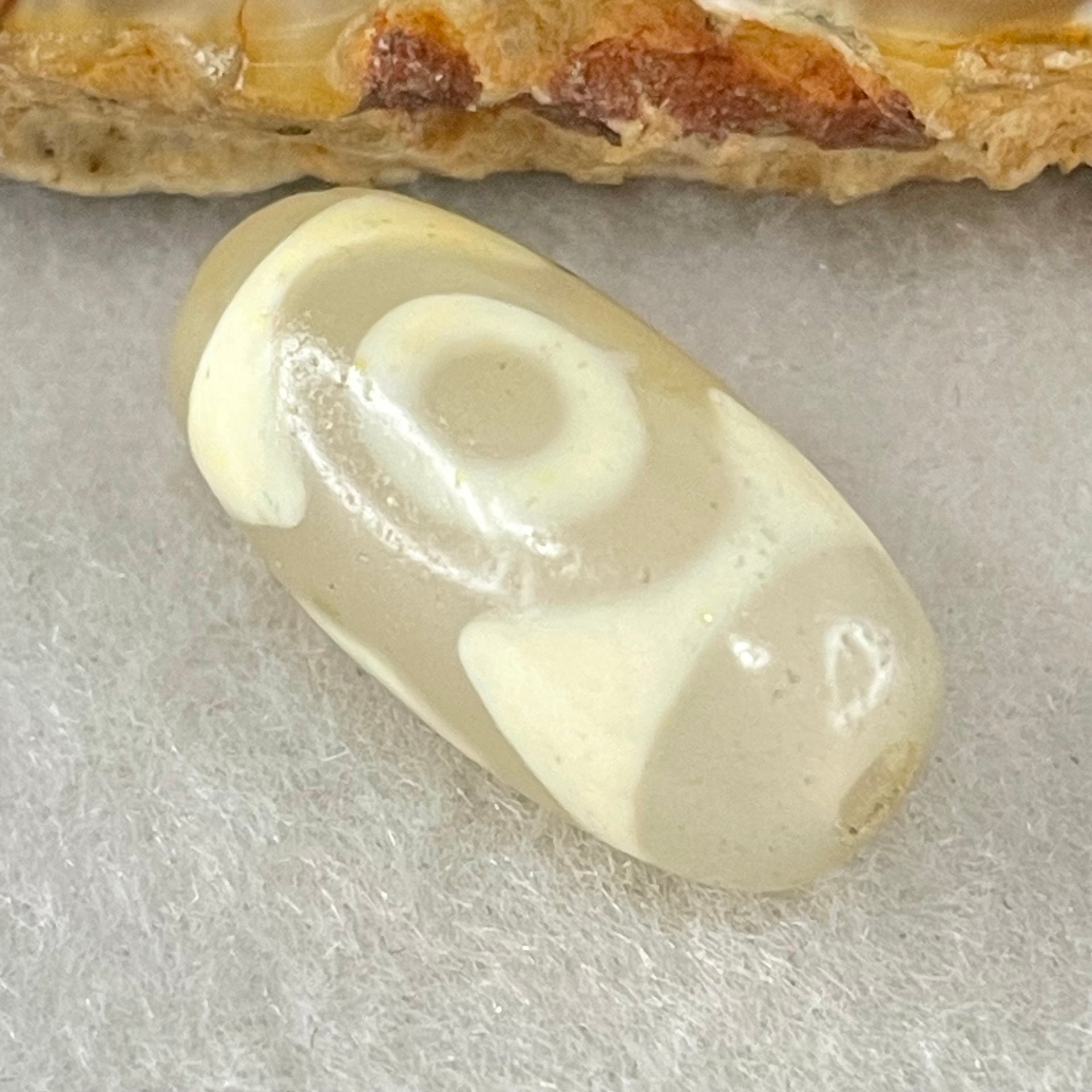 Natural Powerful Tibetan Old Oily Agate 3 Eyes Dzi Bead Heavenly Master (Tian Zhu) 三眼天诛 2.93g 20.0 by 10.2mm - Huangs Jadeite and Jewelry Pte Ltd