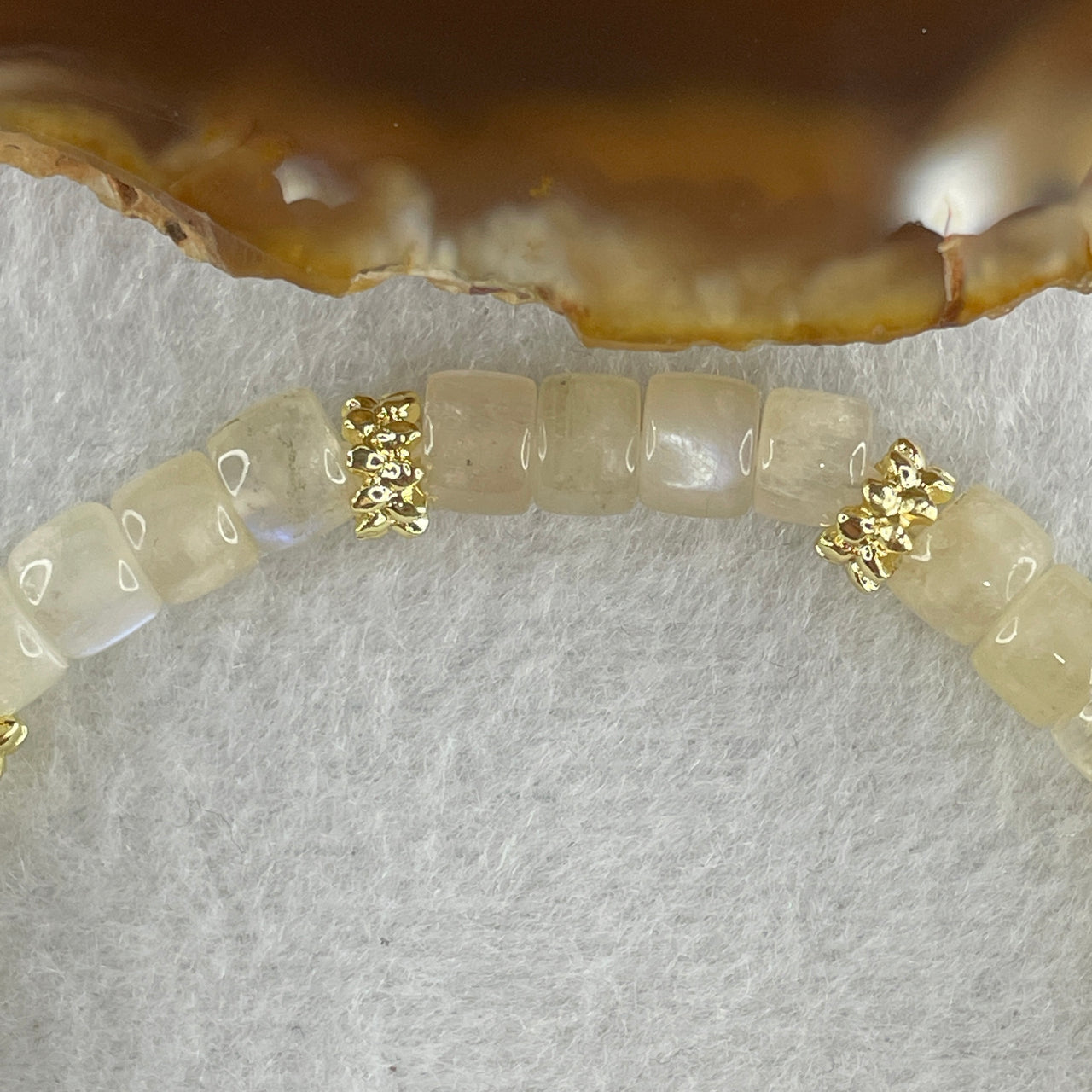 Natural Rainbow Moonstone Donuts Bracelet with Charm 15.65g 18.5cm 6.4mm 39Beads