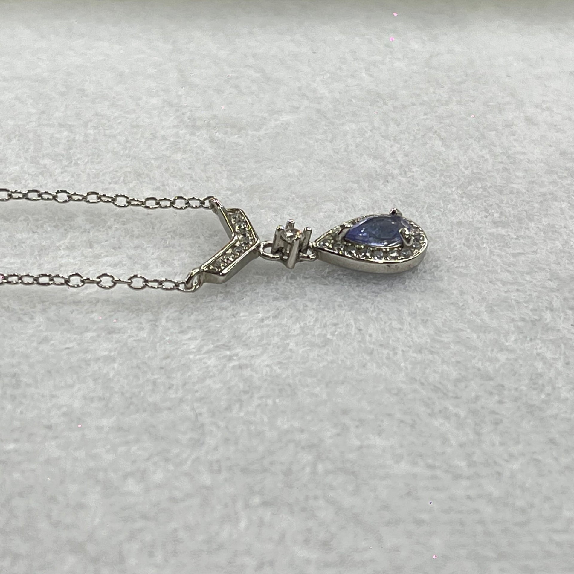 Natural Blue Topaz in S925 Sliver Necklace 2.29g 6.2 by 4.6 by 3.4mm - Huangs Jadeite and Jewelry Pte Ltd