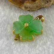 18K Yellow Gold Type A Natural Apple Green Jadeite Four Leaf Clover for Career Progression 4 pieces each 6.8 by 8.1 by 3.0mm Pendant 2.74g - Huangs Jadeite and Jewelry Pte Ltd