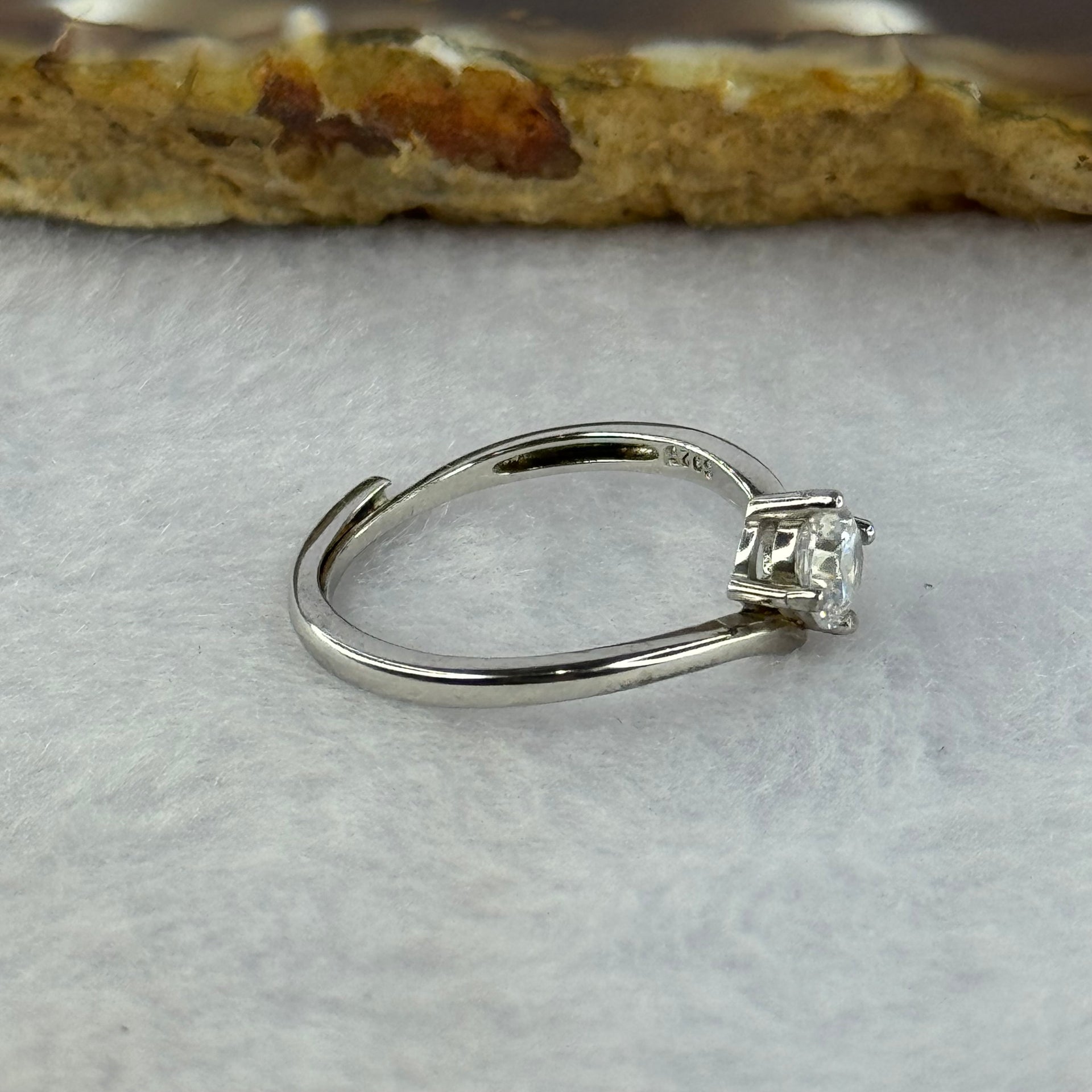 Cubic Zirconia in S925 Sliver Ring (Adjustable Size) 1.67g 4.8 by 2.8mm - Huangs Jadeite and Jewelry Pte Ltd