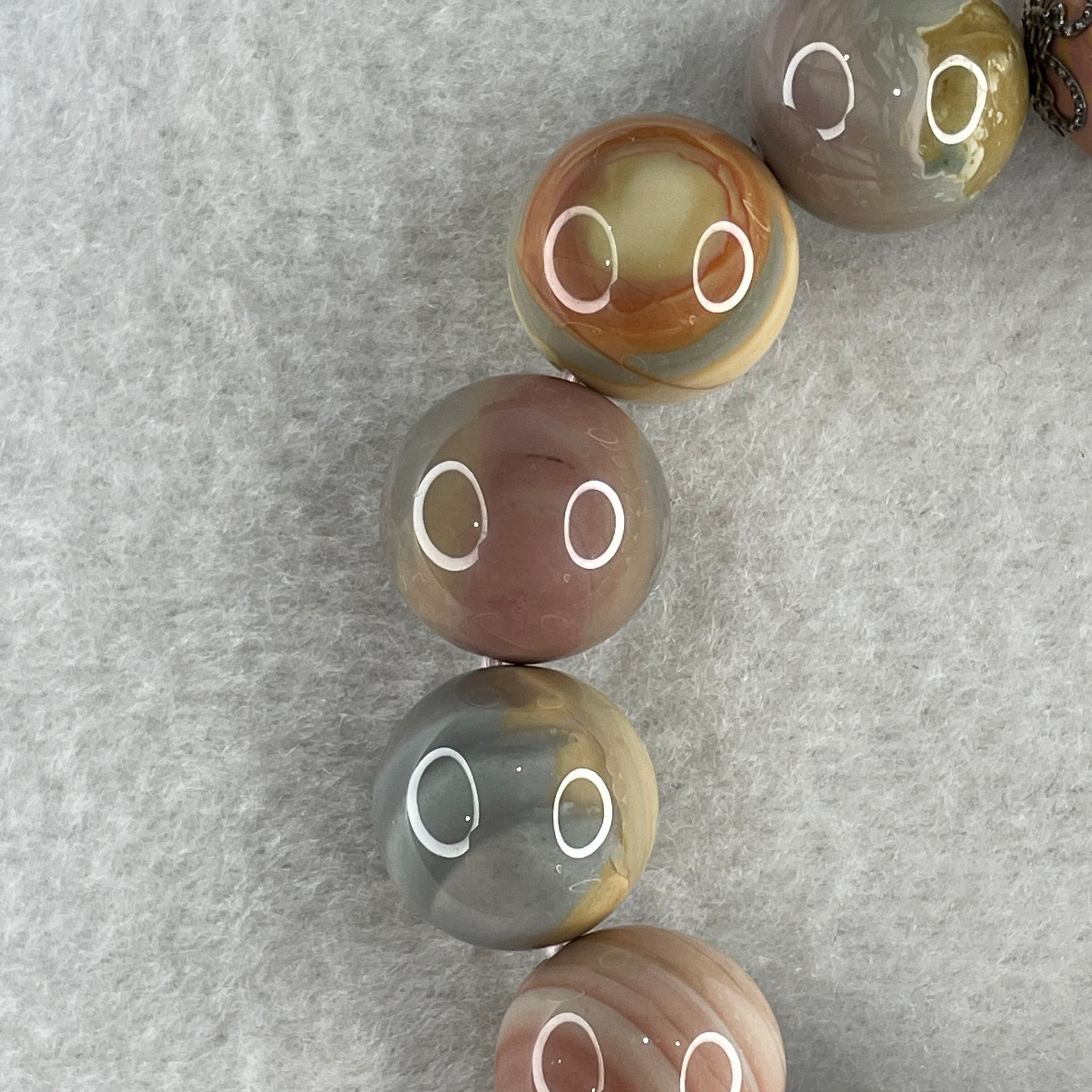 Natural Alashan Agate Greyish Pink Beads Bracelet 59.72g 16cm 15.0mm 14Beads - Huangs Jadeite and Jewelry Pte Ltd