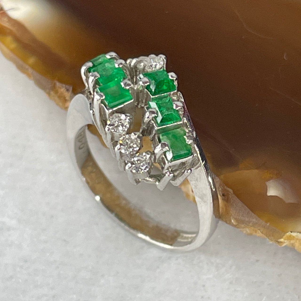 Natural Emeralds Total 0.48ct each approx 2.0 by 2.0 by 2.0mm and Natural Diamonds Total 0.11ct each about 1.5mm in Platinum PT900 Ring 4.87g US4 HK8.5 - Huangs Jadeite and Jewelry Pte Ltd