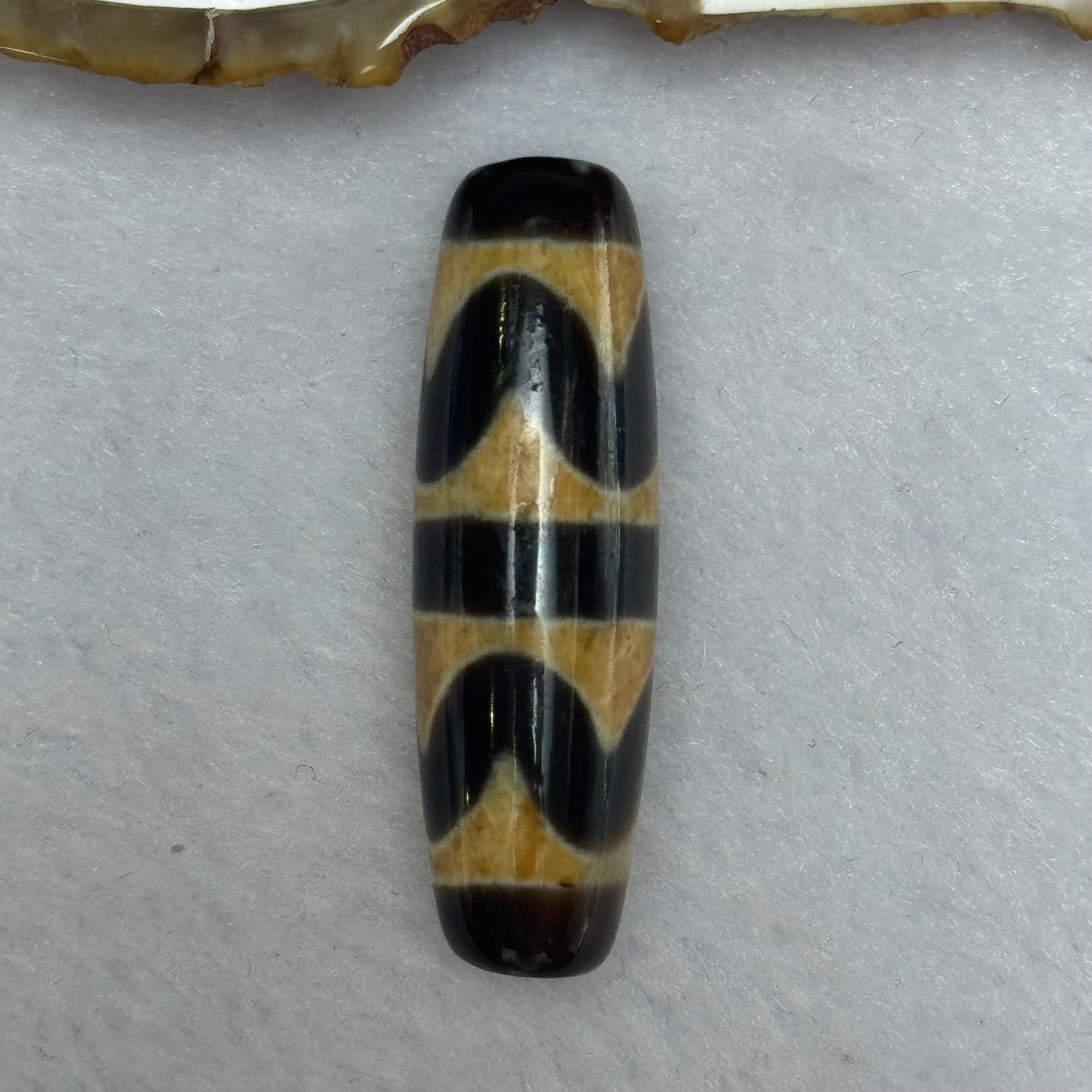 Natural Powerful Tibetan Old Oily Agate Double Tiger Tooth Daluo Dzi Bead Heavenly Master (Tian Zhu) 虎呀天诛 7.63g 37.6 by 11.5mm - Huangs Jadeite and Jewelry Pte Ltd