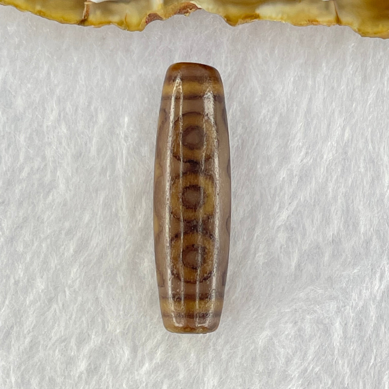 Natural Powerful Tibetan Old Oily Agate 5 Eyes Dzi Bead Heavenly Master (Tian Zhu) 五眼天诛 7.70g 39.2 by 11.6mm - Huangs Jadeite and Jewelry Pte Ltd