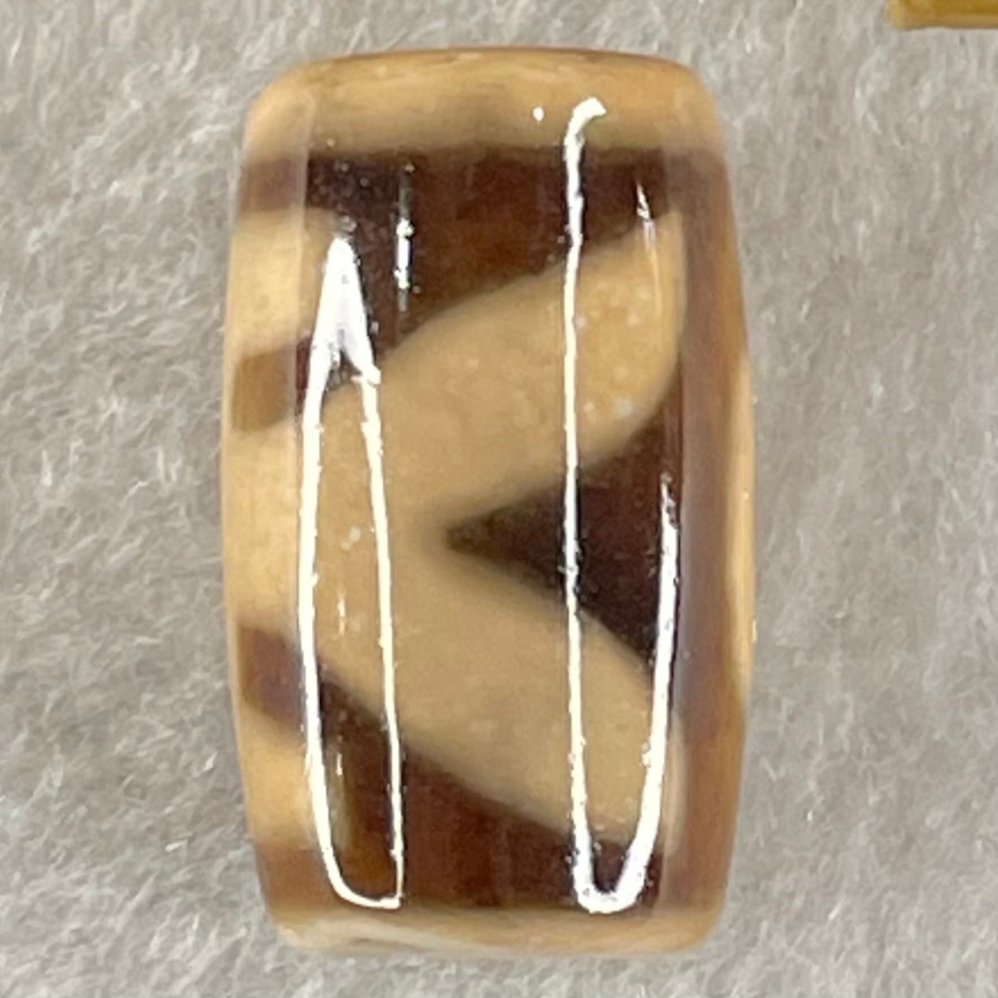 Natural Powerful Tibetan Old Oily Agate Patina Guiren Tairen Human Dzi Bead Totem Amulet Heavenly Master (Tian Zhu) 贵人天诛 4.84g 19.7 by 11.8mm - Huangs Jadeite and Jewelry Pte Ltd