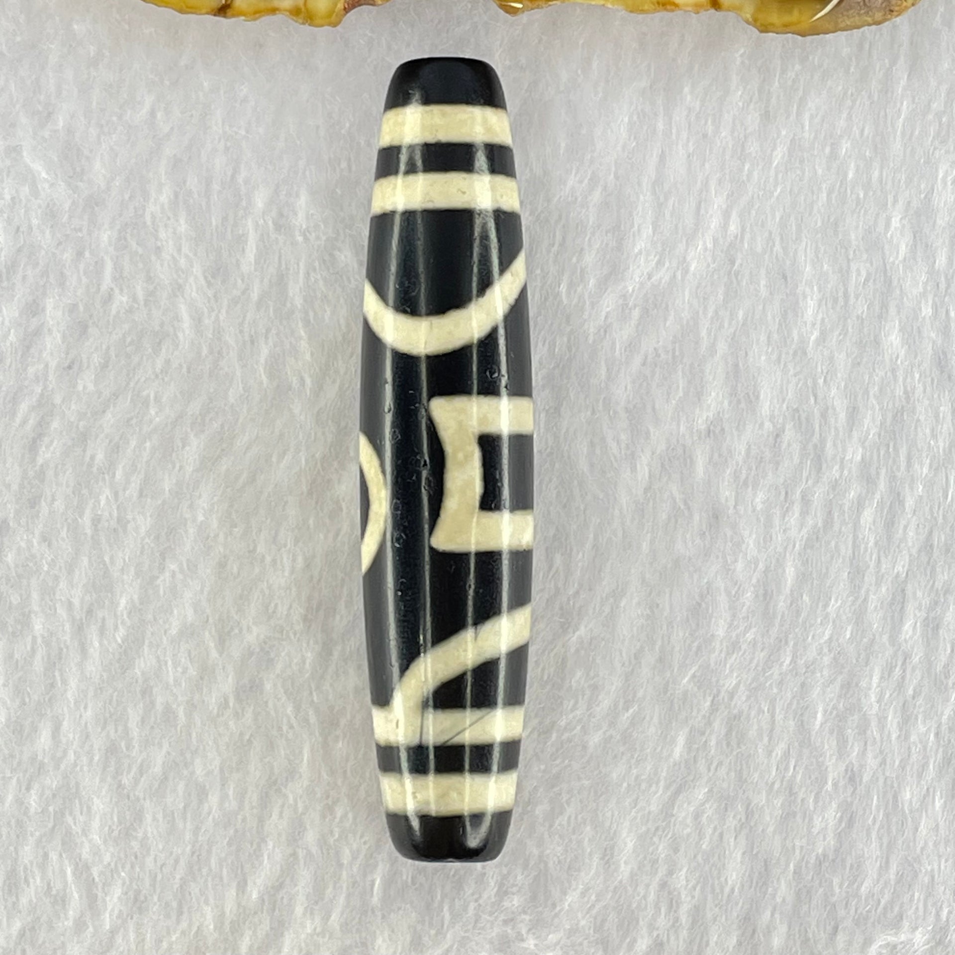 Natural Powerful Tibetan Old Oily Agate Sky Door Serenity 1 Eye Dzi Bead Heavenly Master (Tian Zhu) 一眼天诛 15.28g 59.3 by 12.9mm - Huangs Jadeite and Jewelry Pte Ltd