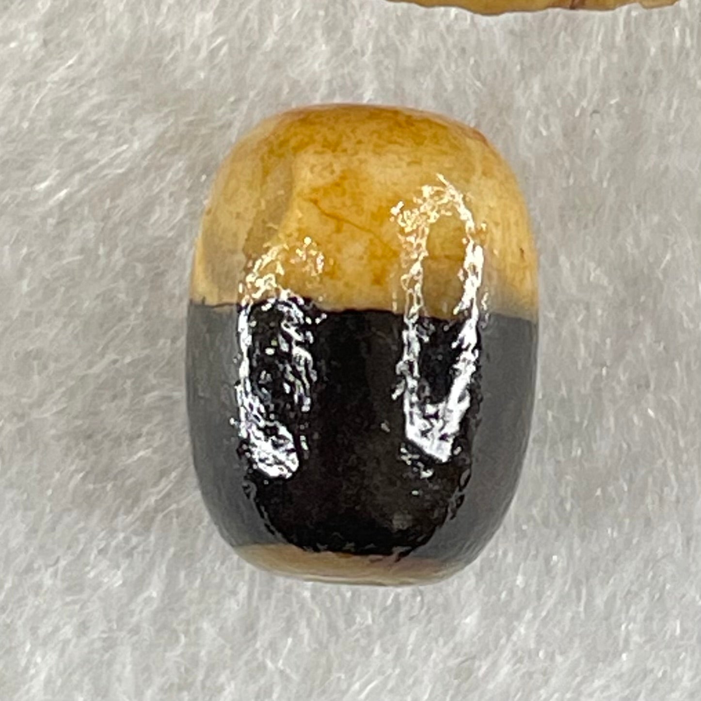 Natural Powerful Tibetan Old Oily Agate 1 Lines Dzi Bead Heavenly Master (Tian Zhu) 2.40g 14.0 by 10.4mm - Huangs Jadeite and Jewelry Pte Ltd