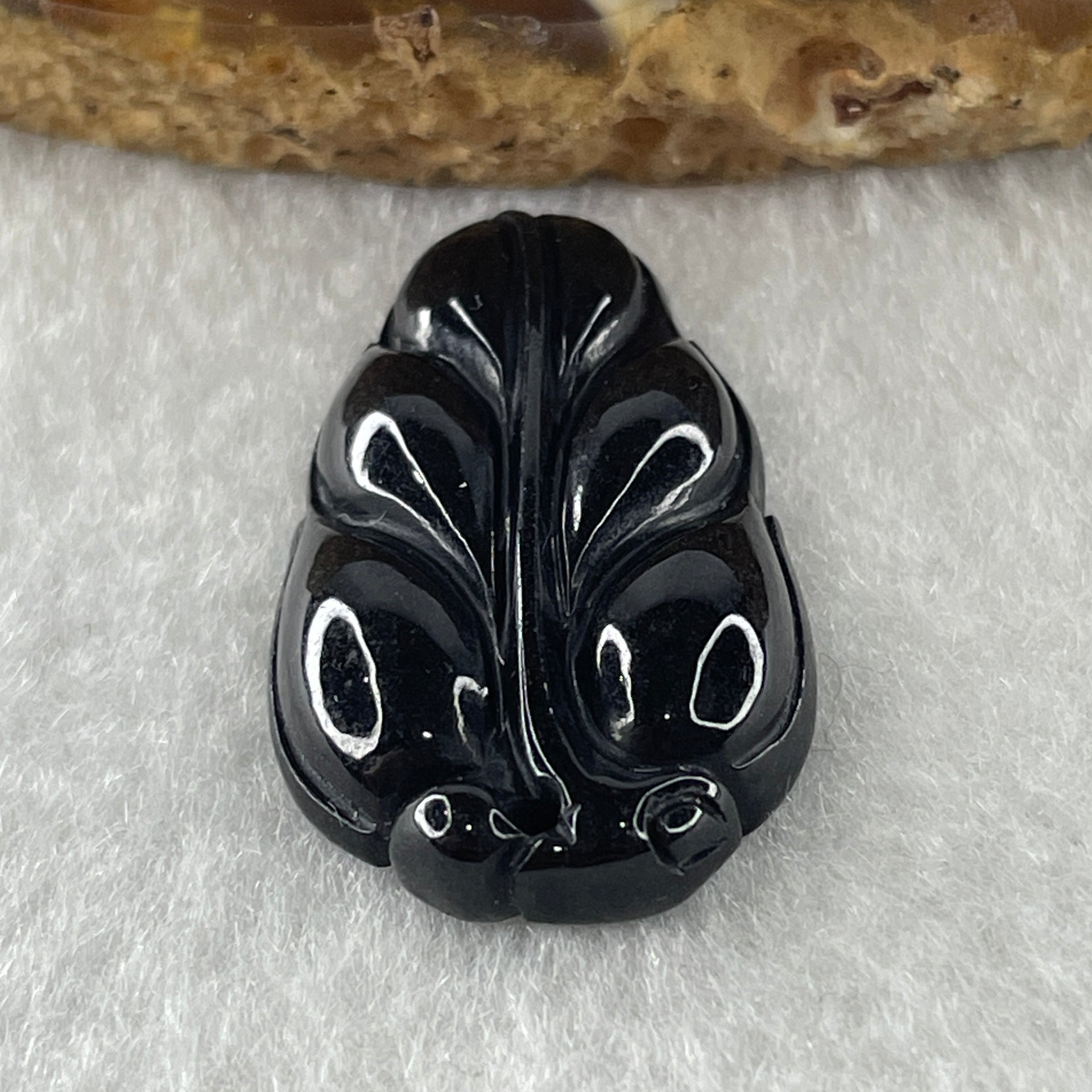Type A Opaque Black Omphacite Leaf Pendant Charm 5.60g 31.5 by 18.0 by 5.7mm - Huangs Jadeite and Jewelry Pte Ltd