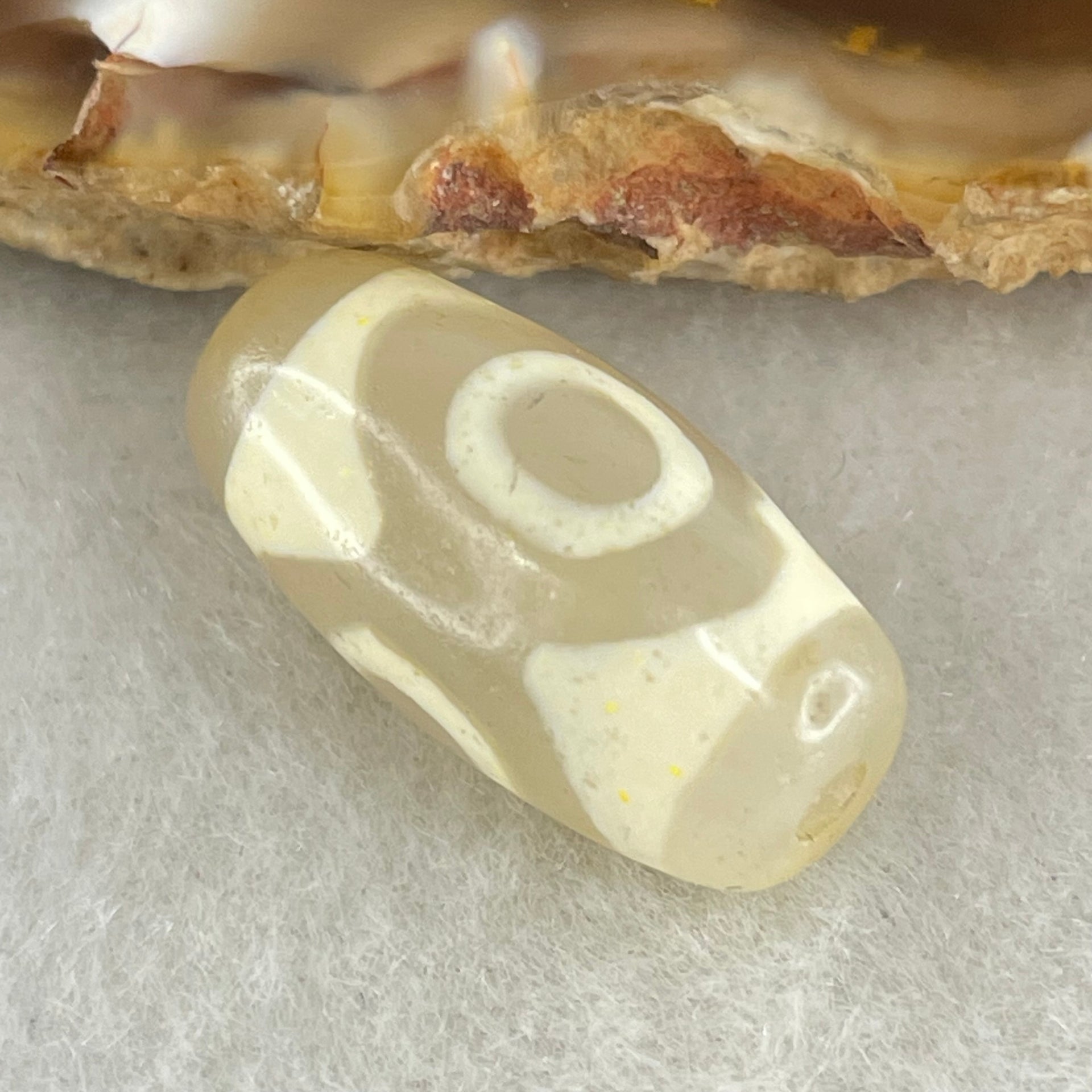 Natural Powerful Tibetan Old Oily Agate 3 Eyes Dzi Bead Heavenly Master (Tian Zhu) 三眼天诛 2.90g 20.1 by 10.1mm - Huangs Jadeite and Jewelry Pte Ltd
