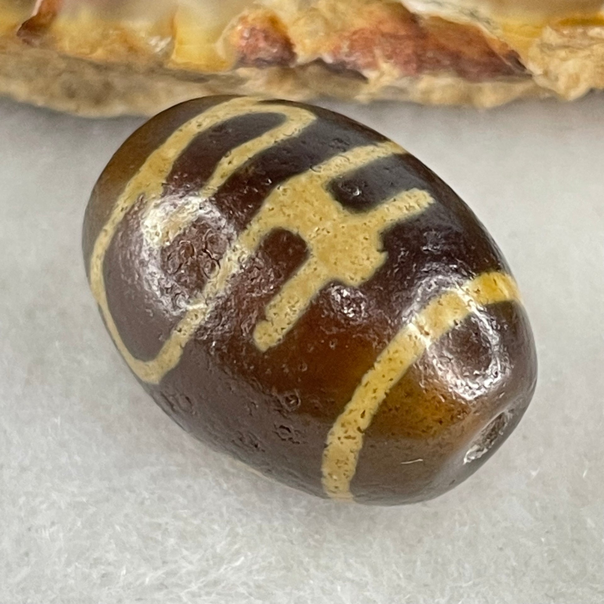 Natural Powerful Tibetan Old Oily Agate Double Nectar Vessel Dzi Bead Heavenly Master (Tian Zhu) 双花蜜容器眼天 6.08g 19.8 by 14.8mm - Huangs Jadeite and Jewelry Pte Ltd