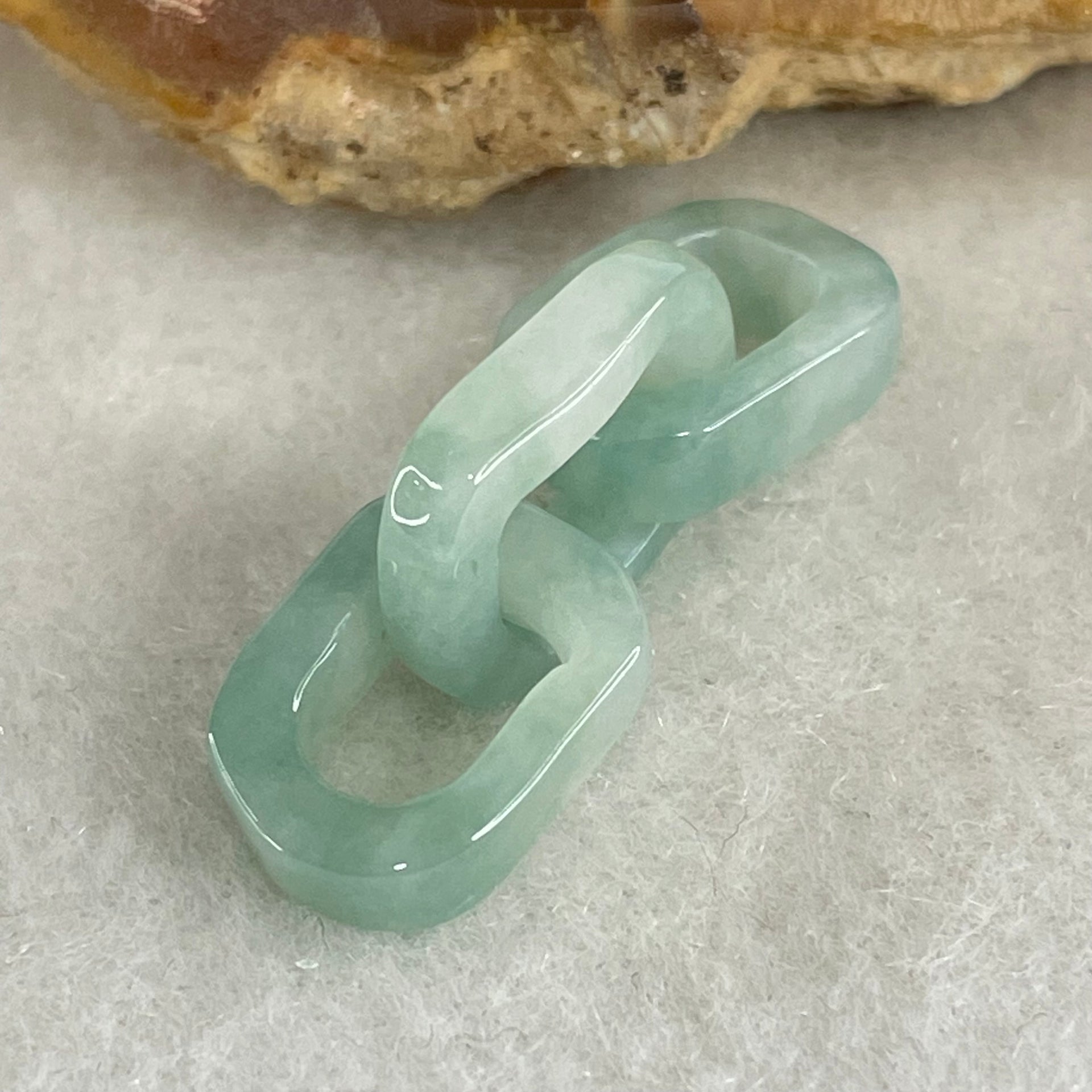 Type A Blueish Green with Faint White Jadeite Rolo Link Chain for Setting 2.54g 14.8 by 10.4 by 3.7mm - Huangs Jadeite and Jewelry Pte Ltd