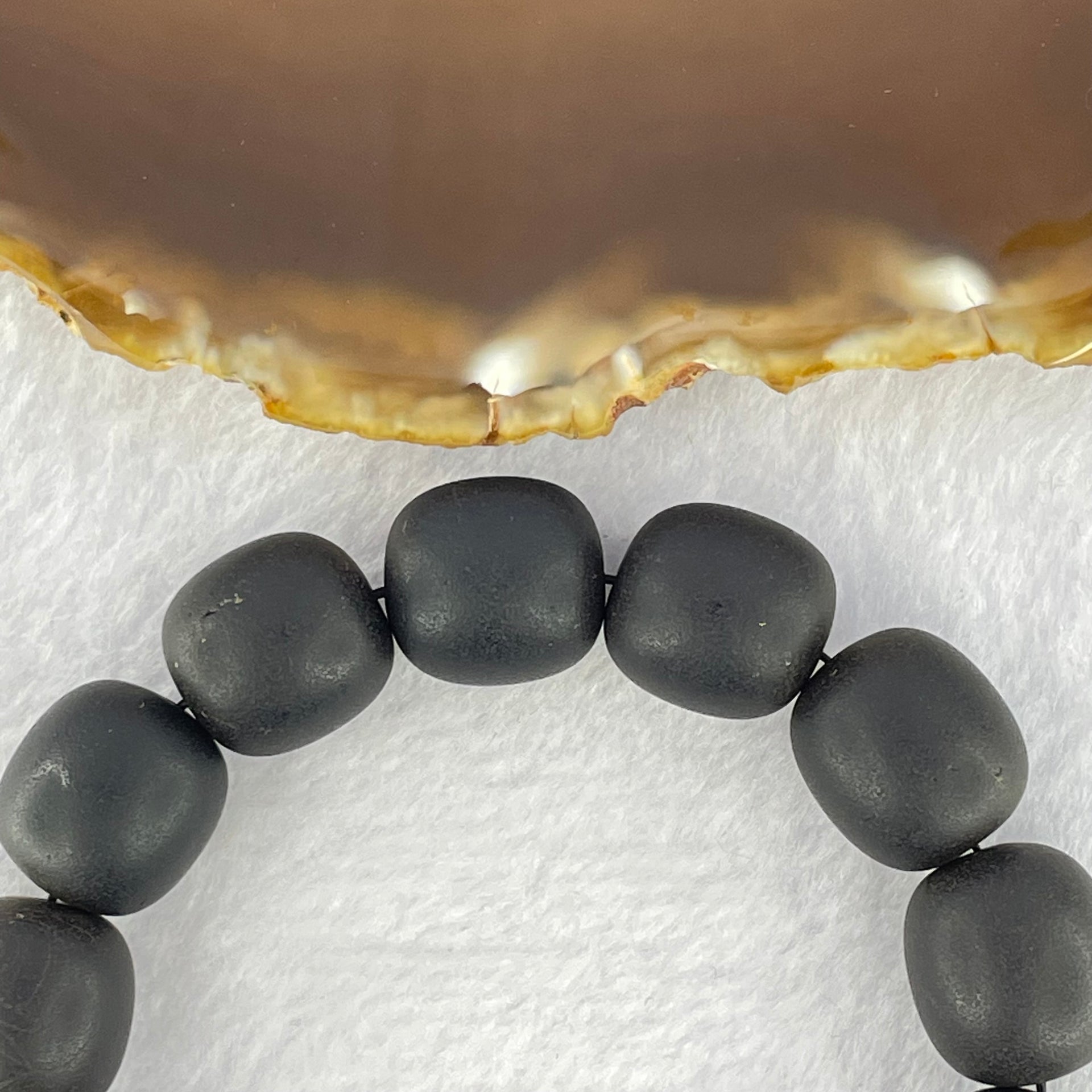 Natural Dark Matt Black Amber Beads Bracelet 天然大黑天翁琥珀手链 29.58g 19cm 15.4mm 19 Beads - Huangs Jadeite and Jewelry Pte Ltd