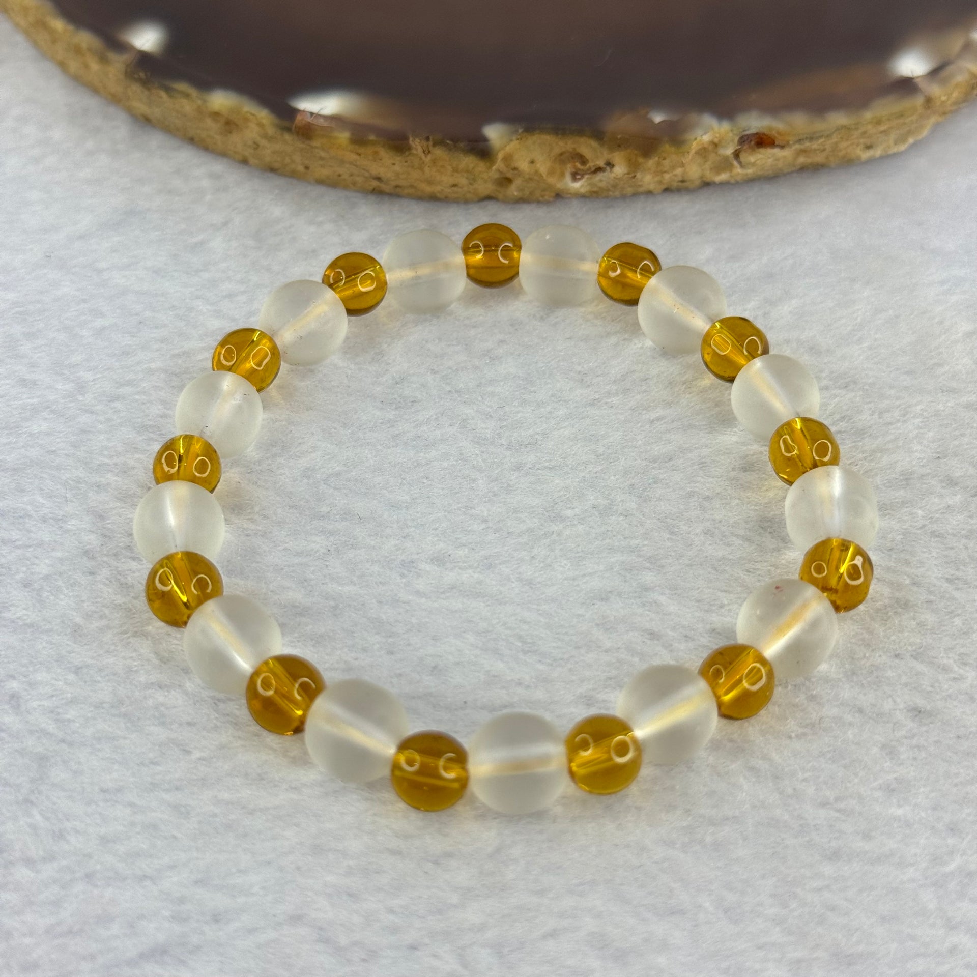 Amazon frosted crystal bracelet glass bead bracelet 亚马逊磨砂水晶手串玻璃珠手链 12.72g 8.1 by. 6.1 mm 26 Beads - Huangs Jadeite and Jewelry Pte Ltd