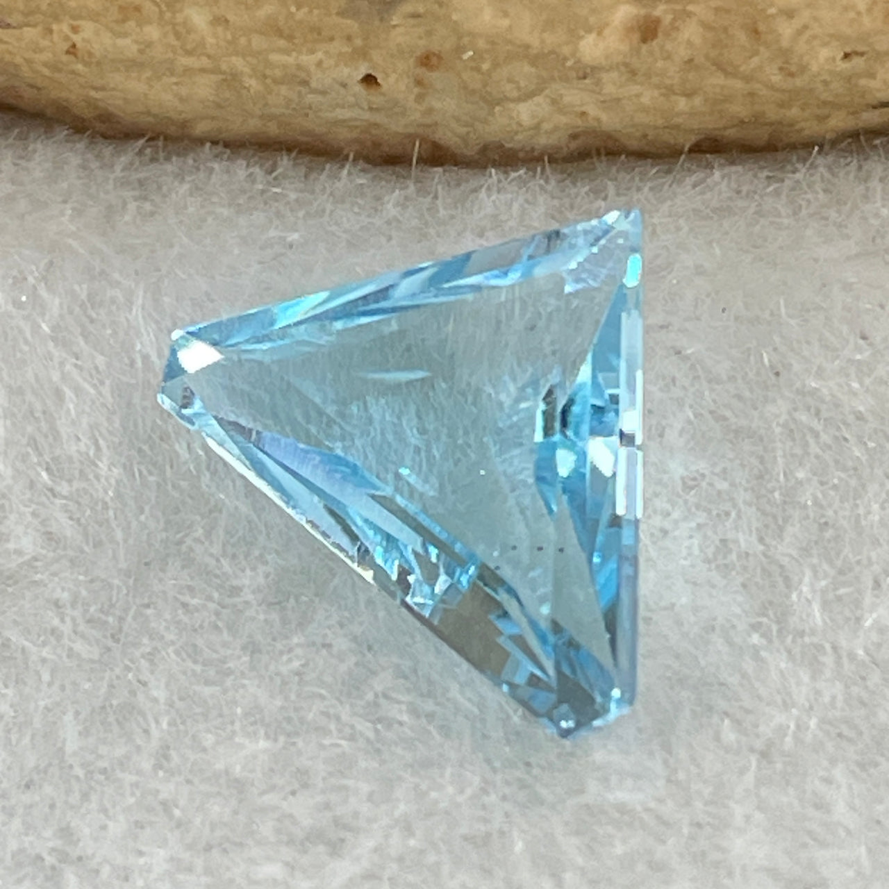 Natural Sky Blue Topaz Trillion Shape 10.16ct 12.9 by 9.3 by 4.3mm - Huangs Jadeite and Jewelry Pte Ltd