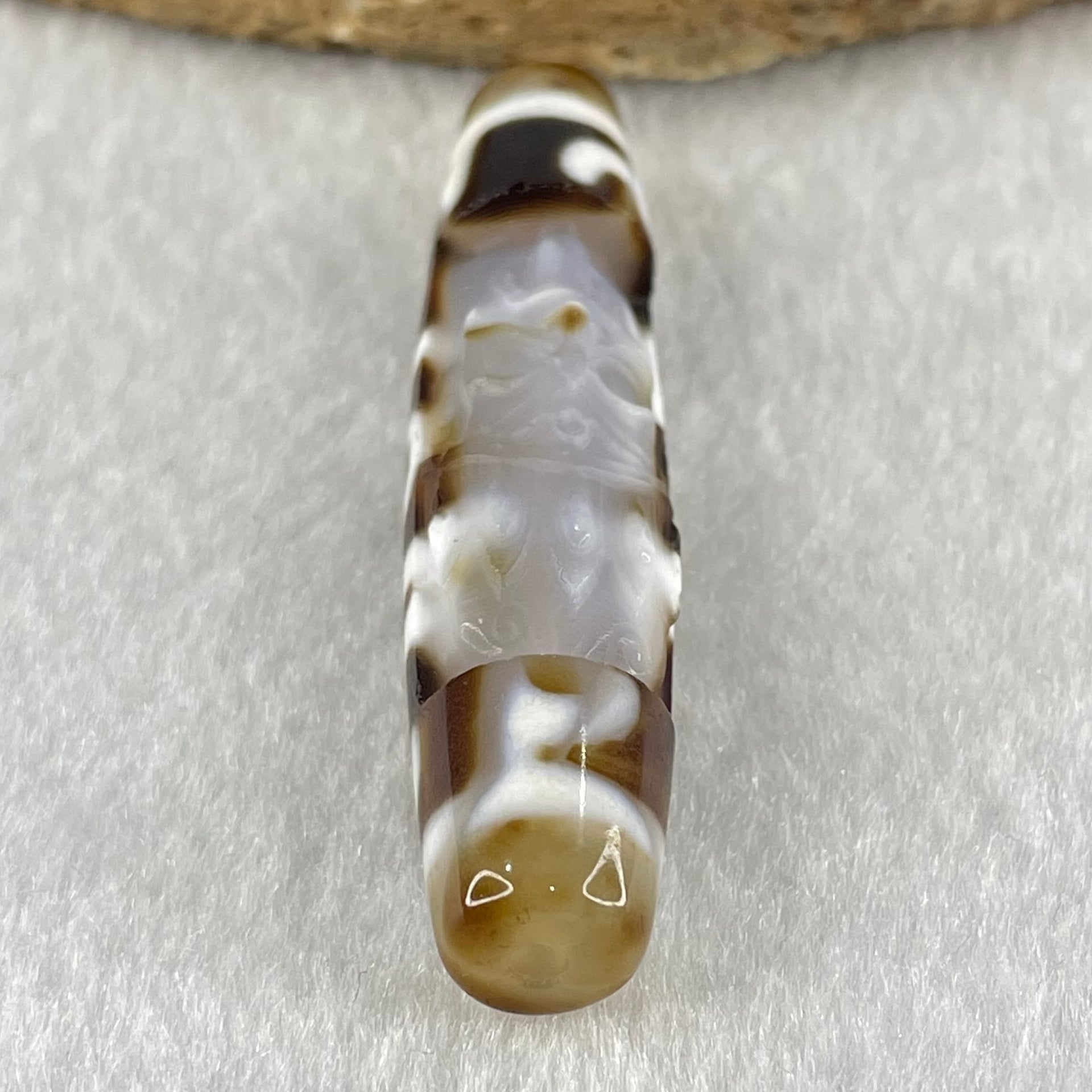 Natural Powerful Tibetan Old Oily Agate Zha Ji La Mu Female Cai Shen and 3 Eyed Dharma Vajra Dzi Bead Heavenly Master (Tian Zhu) 扎基拉姆女财神两眼天珠 13.14g 57.7 by 12.5mm - Huangs Jadeite and Jewelry Pte Ltd