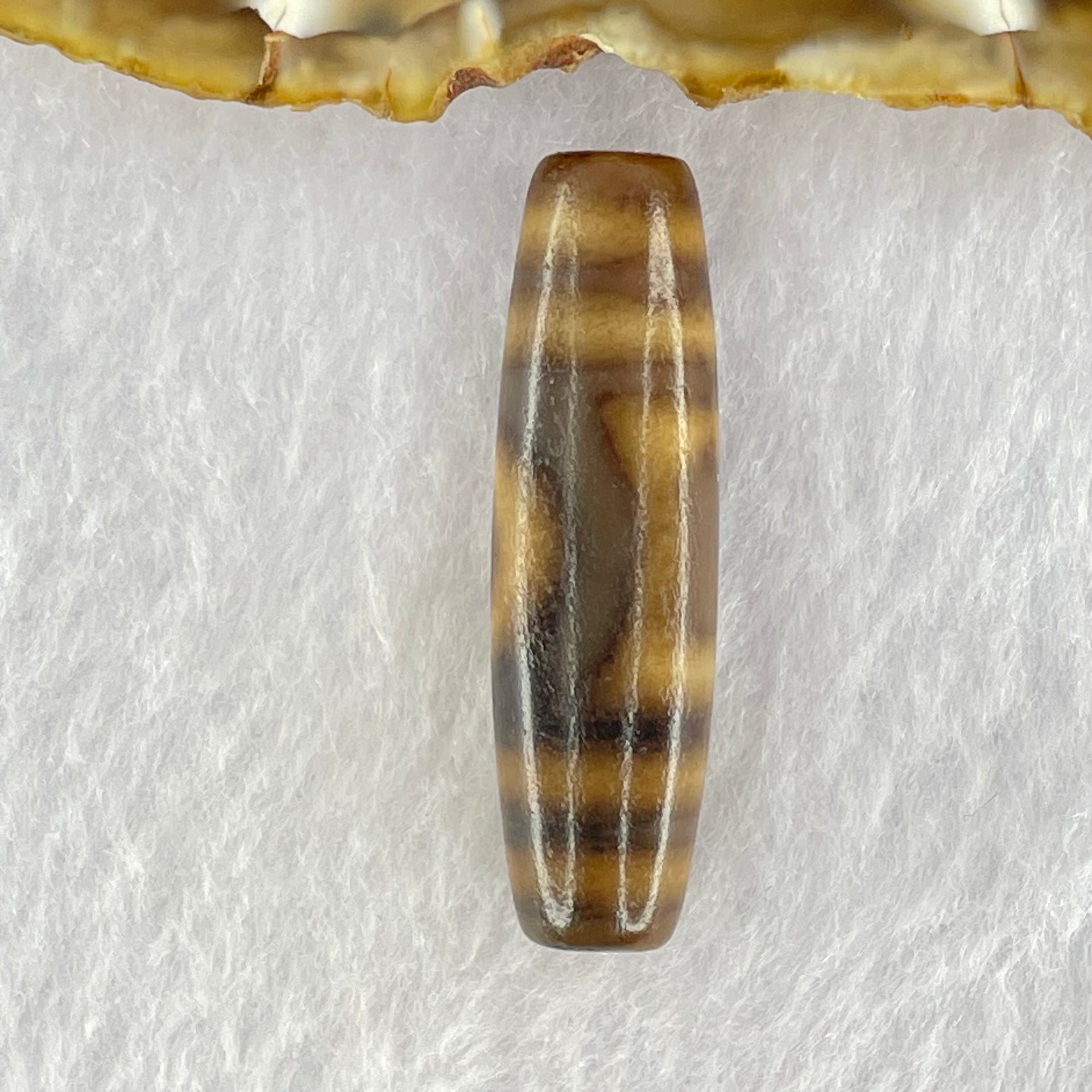 Natural Powerful Tibetan Old Oily Agate Sky Door Serenity 1 Eye Dzi Bead Heavenly Master (Tian Zhu) 一眼天诛 8.19g 39.0 by 11.7mm - Huangs Jadeite and Jewelry Pte Ltd