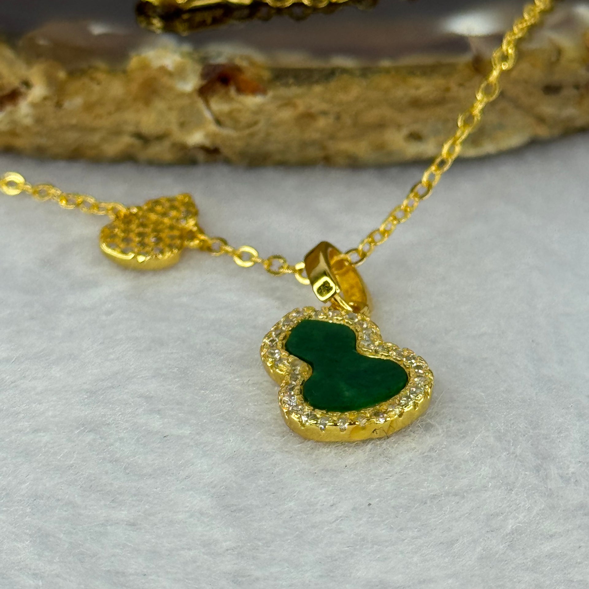 Type A Old Mine Spicy Green Jadeite Hulu with Crystals in S925 Sliver Gold Color Necklace 3.30g 10.1 by 7.0 by 1.0mm - Huangs Jadeite and Jewelry Pte Ltd