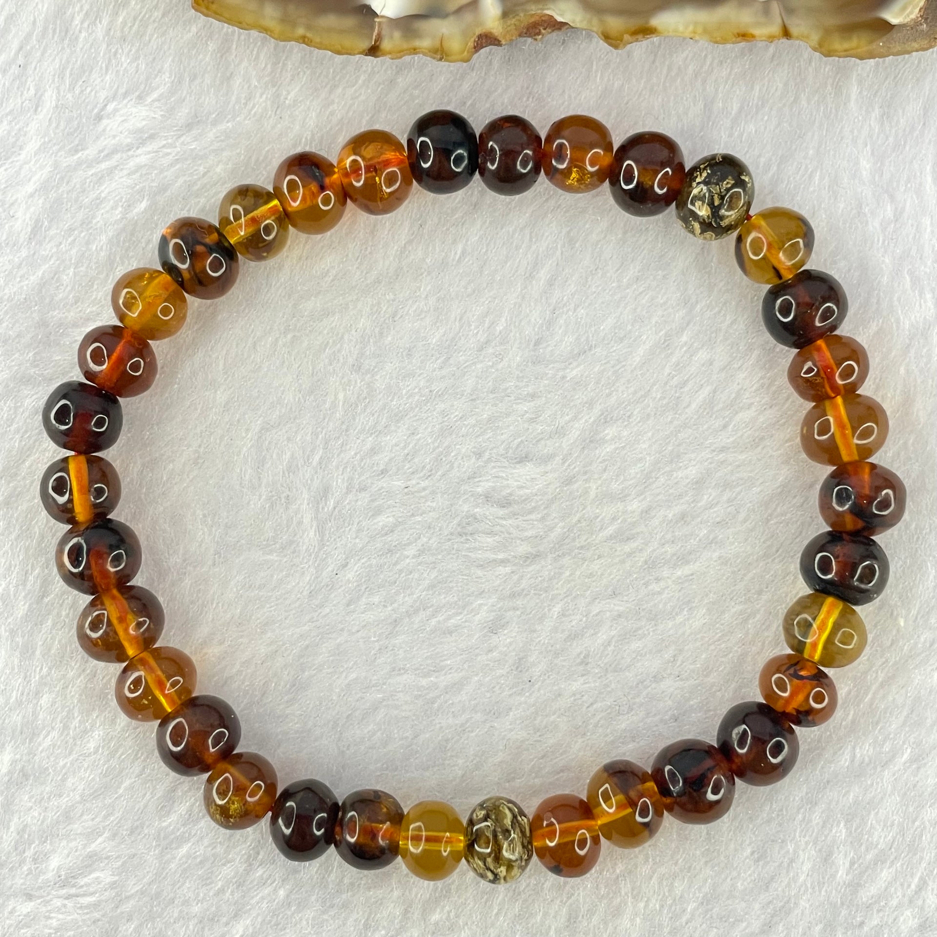 Natural Mixed Color Amber Beads Bracelet 6.74g 17.5cm 7.8mm 32 Beads - Huangs Jadeite and Jewelry Pte Ltd