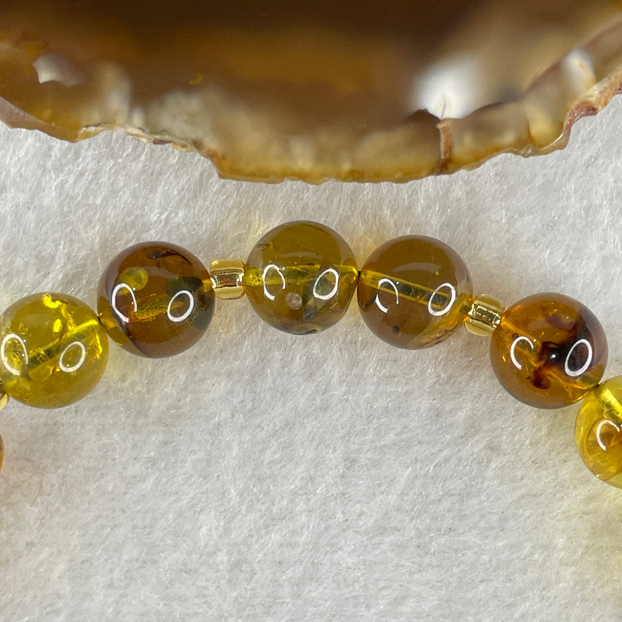 稀有认证高级天然金发晶石英手链手牌天然高级金顺发水晶手牌手链 50.63 克 18 厘米 15.7 x 9.9 x 6.2 毫米 25 件