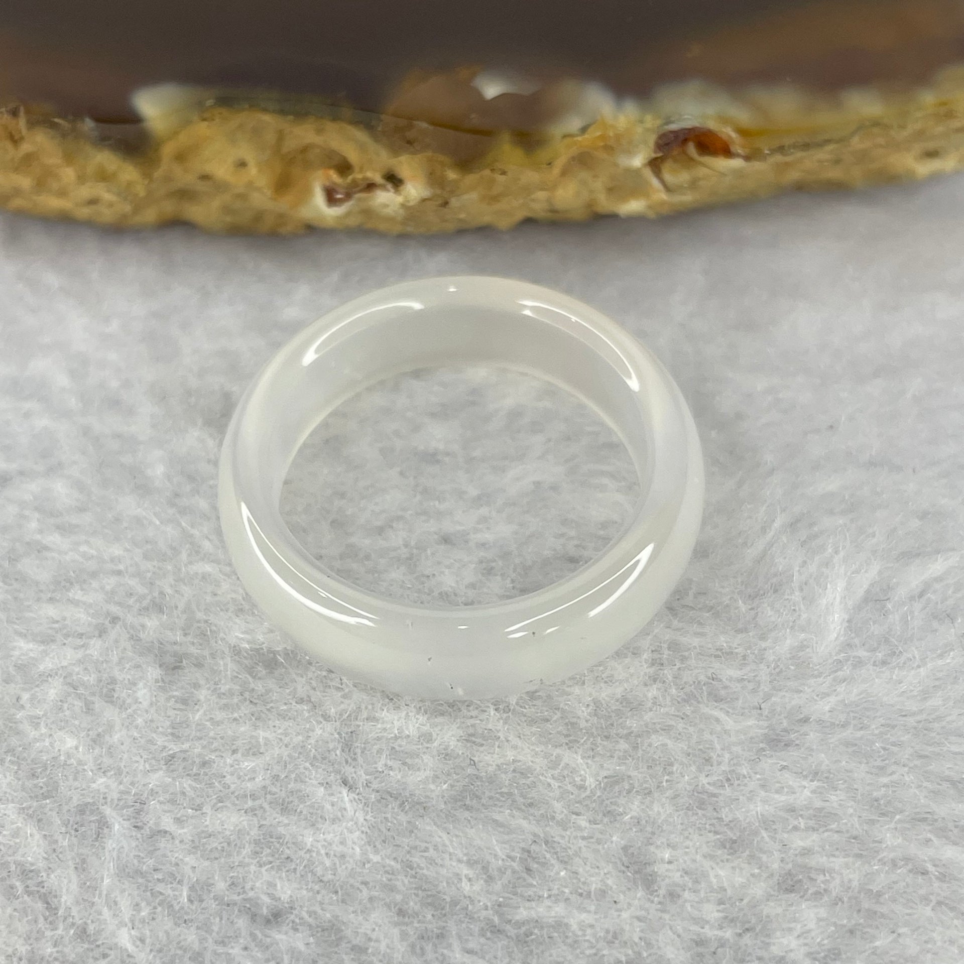 Natural Agate Ring 1.98g 5.8 by 3.0 mm US 6.8/ HK 15 - Huangs Jadeite and Jewelry Pte Ltd