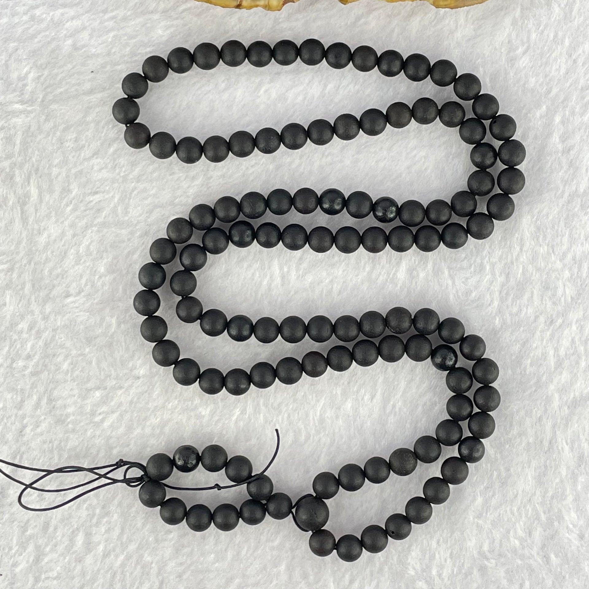 Natural Dark Matt Black Amber Beads Necklace 天然大黑天翁琥珀项链 11.40g 58cm 5.7mm 108 Beads - Huangs Jadeite and Jewelry Pte Ltd
