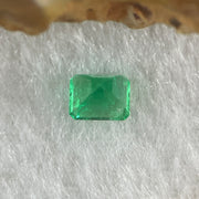 Natural Colombia Green Emerald (Beryl) Cut-Cornered Rectangular step cut 0.70cts 5.7 by 4.5 by 4.1mm - Huangs Jadeite and Jewelry Pte Ltd