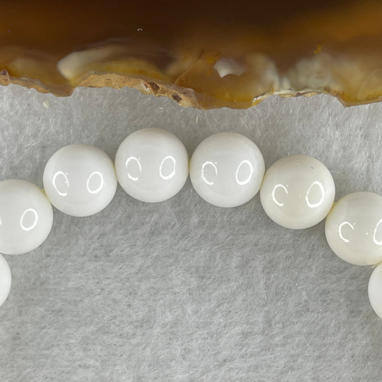 Natural Tridacna Sea Shell Beads Bracelet 20.06g 16.5cm 8.4mm 24 Beads