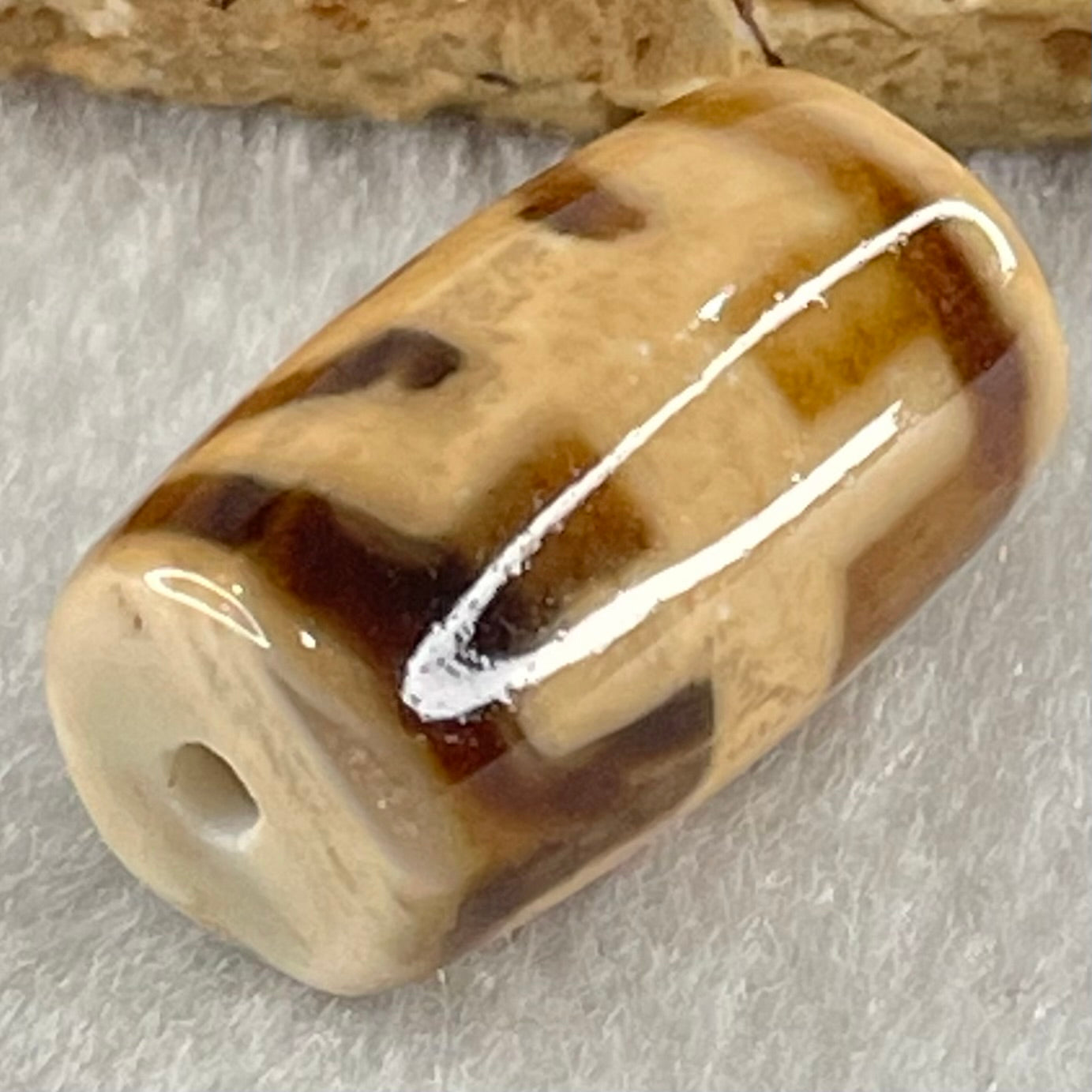 Natural Powerful Tibetan Old Oily Agate Patina Guiren Tairen Human Dzi Bead Totem Amulet Heavenly Master (Tian Zhu) 贵人天诛 4.84g 19.7 by 11.8mm - Huangs Jadeite and Jewelry Pte Ltd