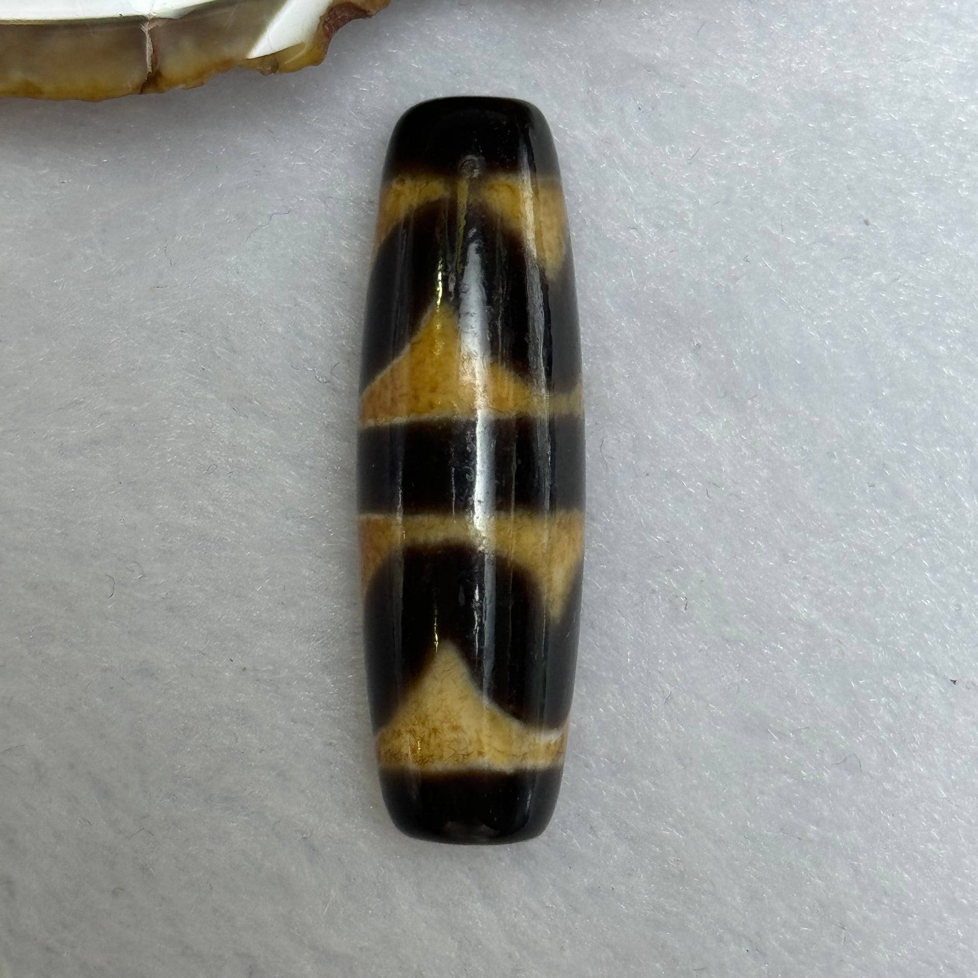 Natural Powerful Tibetan Old Oily Agate Double Tiger Tooth Daluo Dzi Bead Heavenly Master (Tian Zhu) 虎呀天诛 7.82g 37.7 by 11.7mm - Huangs Jadeite and Jewelry Pte Ltd