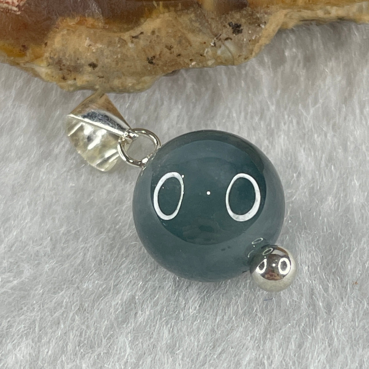 Good Grade Natural Type A Icy Intense Blueish Green Jadeite Bead Pendant in S925 Silver 2.05g 9.9mm