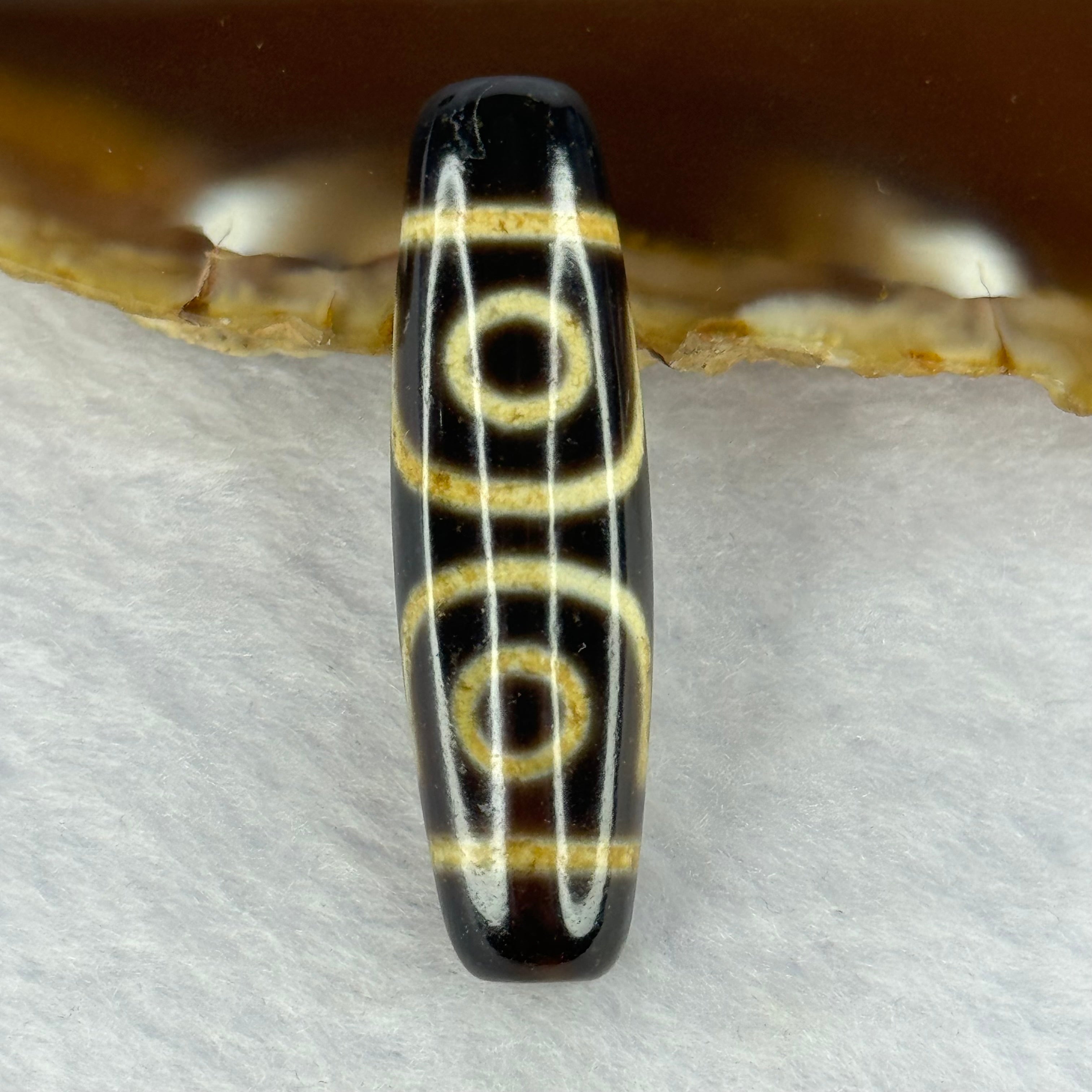 751　天珠　三眼天珠　高品質　貴重　珍品　 dzibeads　！ 609天珠 特殊 三眼虎牙天珠 三角形 dzibeads！ 藏珠家】三眼