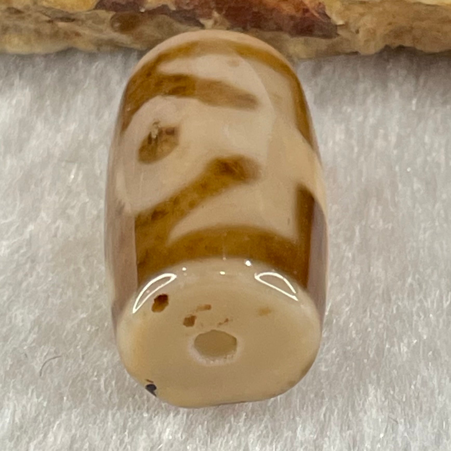 Natural Powerful Tibetan Old Oily Agate Patina Guiren Tairen Human Dzi Bead Totem Amulet Heavenly Master (Tian Zhu) 贵人天诛 4.63g 19.5 by 11.7mm - Huangs Jadeite and Jewelry Pte Ltd