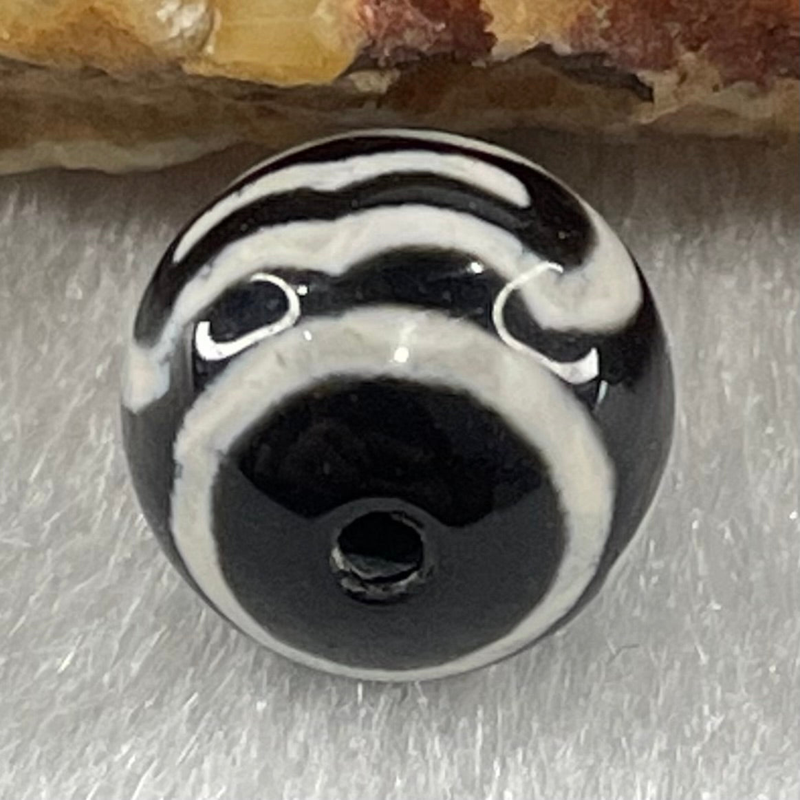 Natural Powerful Tibetan Old Oily Agate Garuda Dzi Bead Heavenly Master (Tian Zhu) 1.43g 10.0 by 10.4mm - Huangs Jadeite and Jewelry Pte Ltd