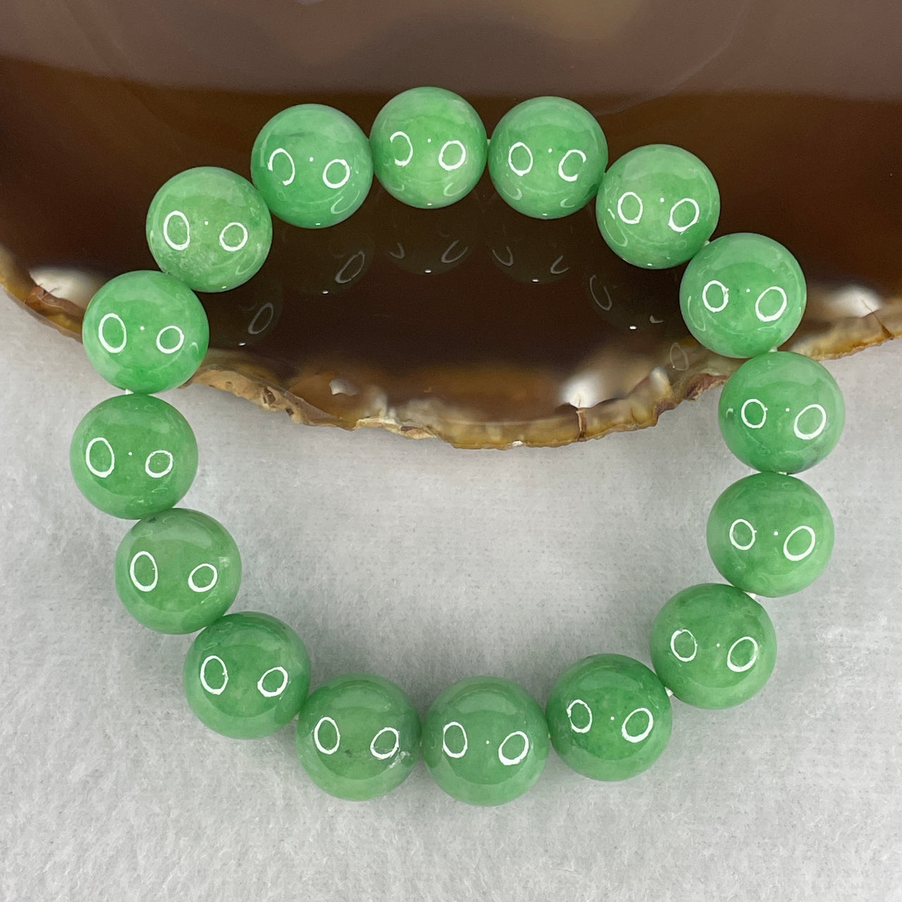 High Grade Certified Type A Apple Green Jadeite Bead Bracelet | Untreated Fei Cui Statement Stretch Bracelet (62.57g | 16.5cm Wrist | 13.3mm | 16 Beads)