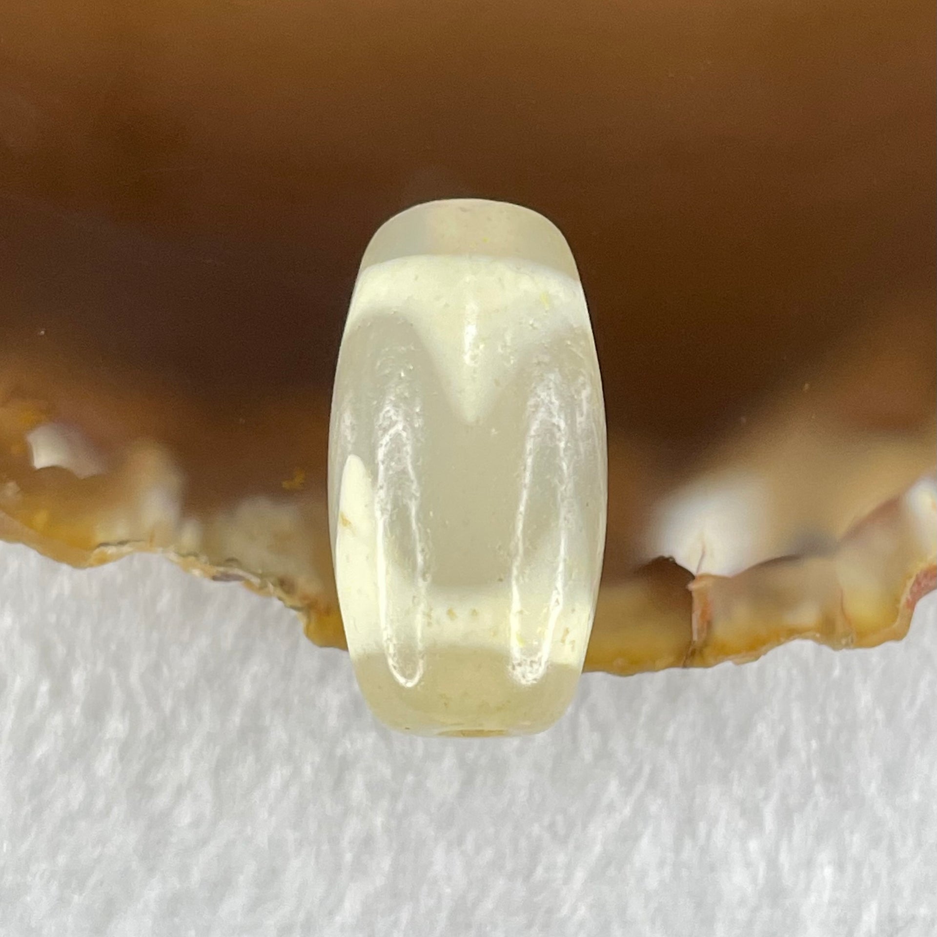 Natural Powerful Tibetan Old Oily Agate Tiger Tooth Daluo Dzi Bead Heavenly Master (Tian Zhu) 虎呀天诛 3.31g 19.8 by 10.5mm - Huangs Jadeite and Jewelry Pte Ltd