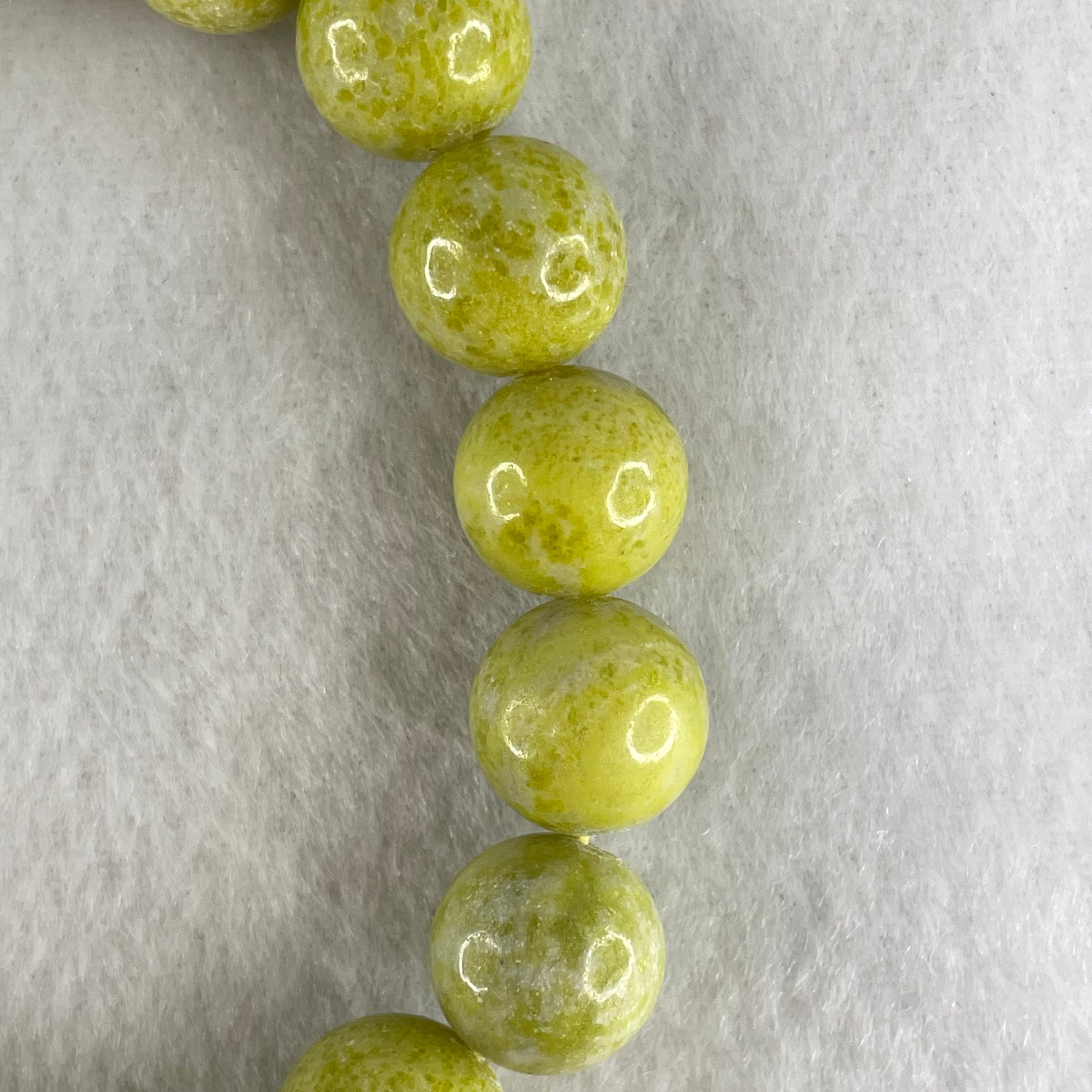 Natural Green Serpentine Jade Beads Bracelet 天然黄山玉手链 42.24g 17.5cm 12.3mm 18 Beads - Huangs Jadeite and Jewelry Pte Ltd